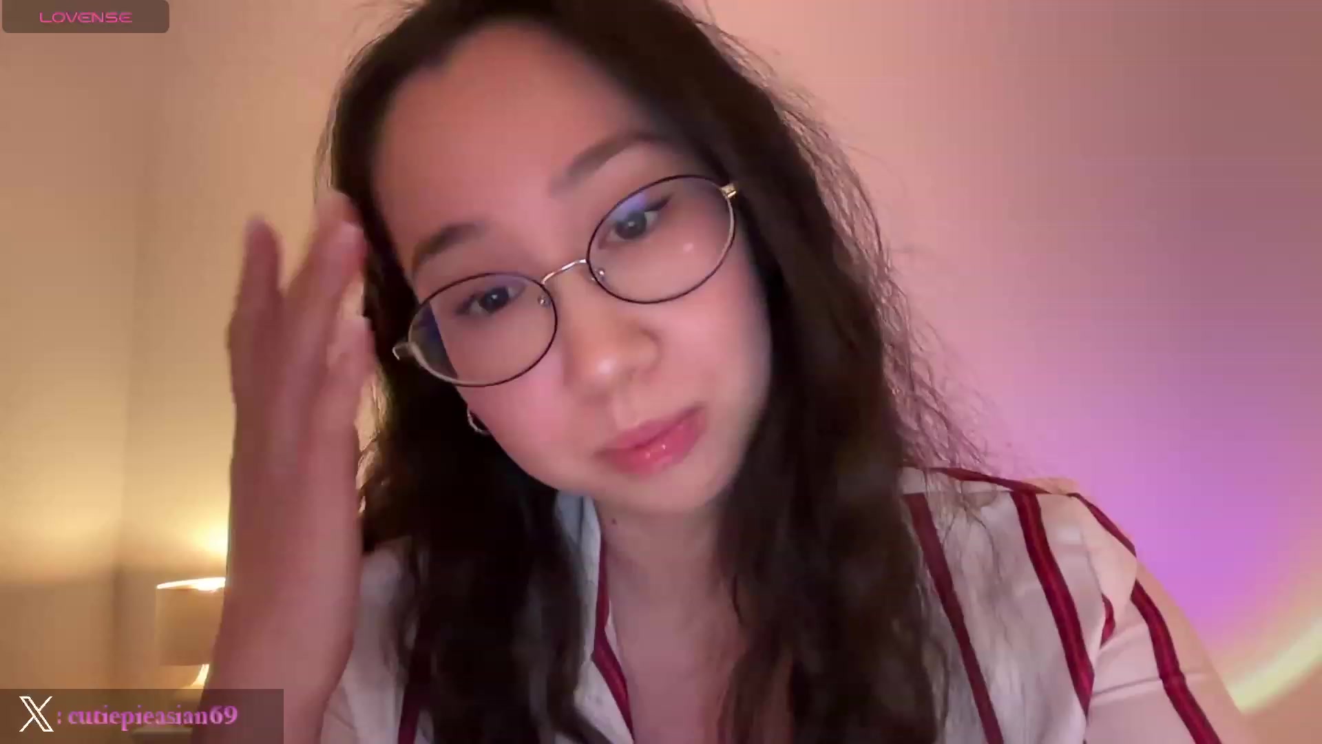Gallery image thumbnail from cute_asian69's myfreecams stream on, 03/11/2024, 04:04 image 4 of 20