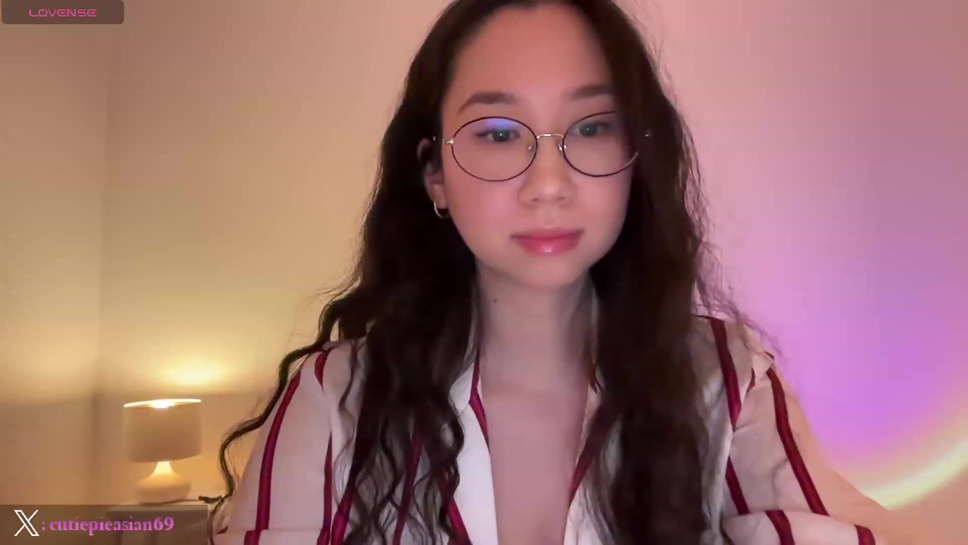 Gallery image thumbnail from cute_asian69's myfreecams stream on, 03/11/2024, 04:04 image 3 of 20