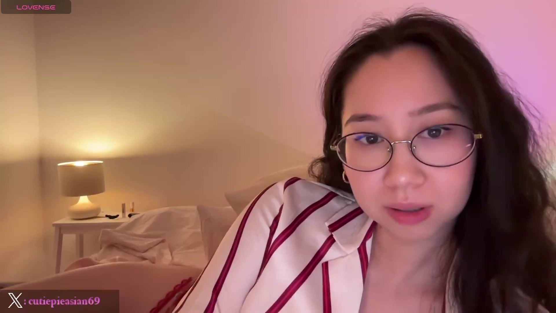 Gallery image thumbnail from cute_asian69's myfreecams stream on, 03/11/2024, 06:05 image 5 of 20