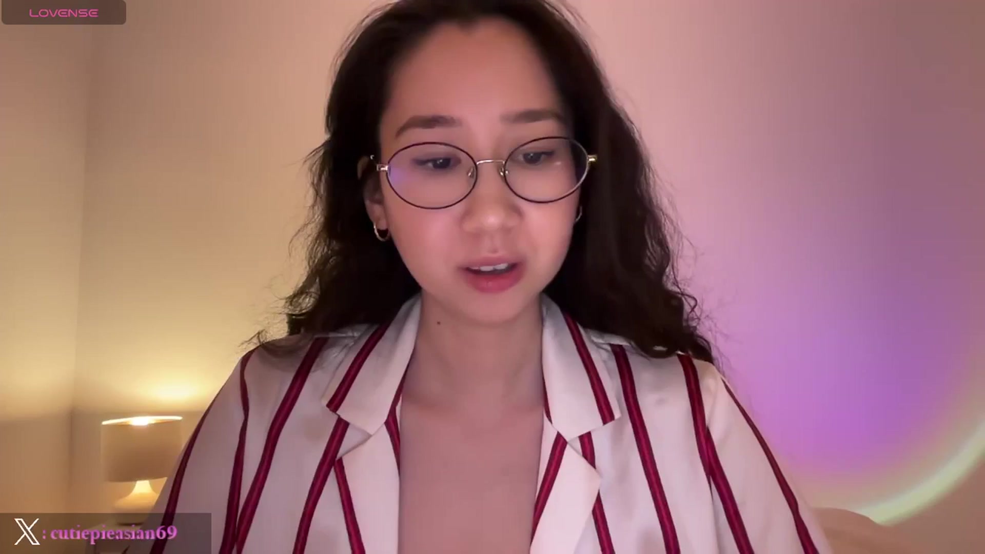 Gallery image thumbnail from cute_asian69's myfreecams stream on, 03/11/2024, 06:05 image 3 of 20
