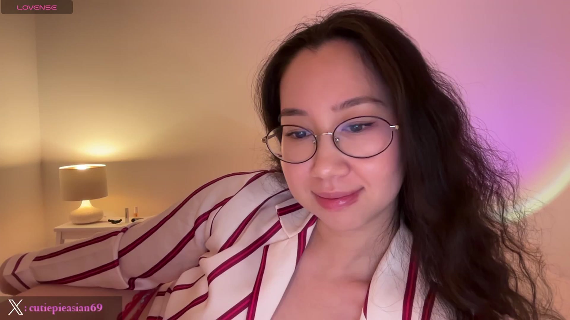 Gallery image thumbnail from cute_asian69's myfreecams stream on, 03/11/2024, 06:05 image 6 of 20