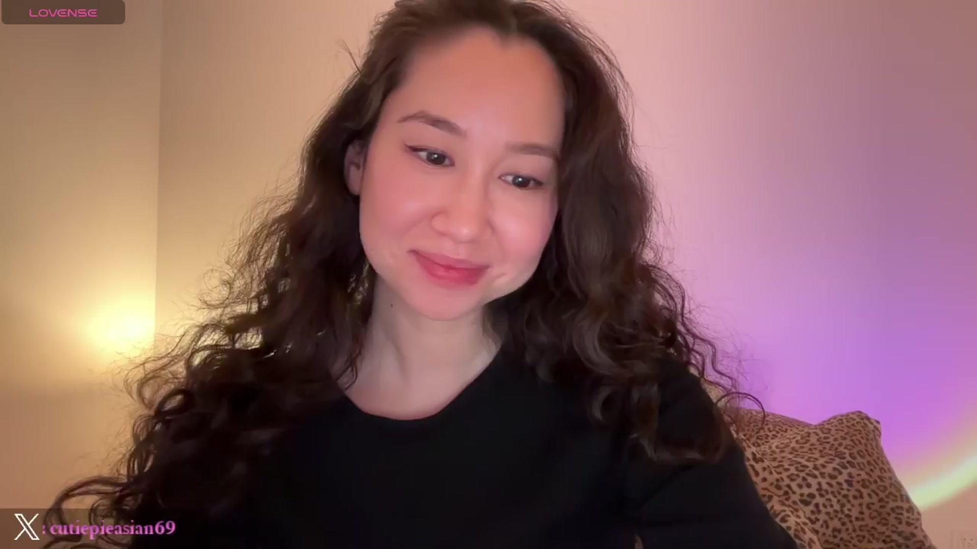 Gallery image thumbnail from cute_asian69's myfreecams stream on, 03/25/2024, 05:21 image 19 of 20