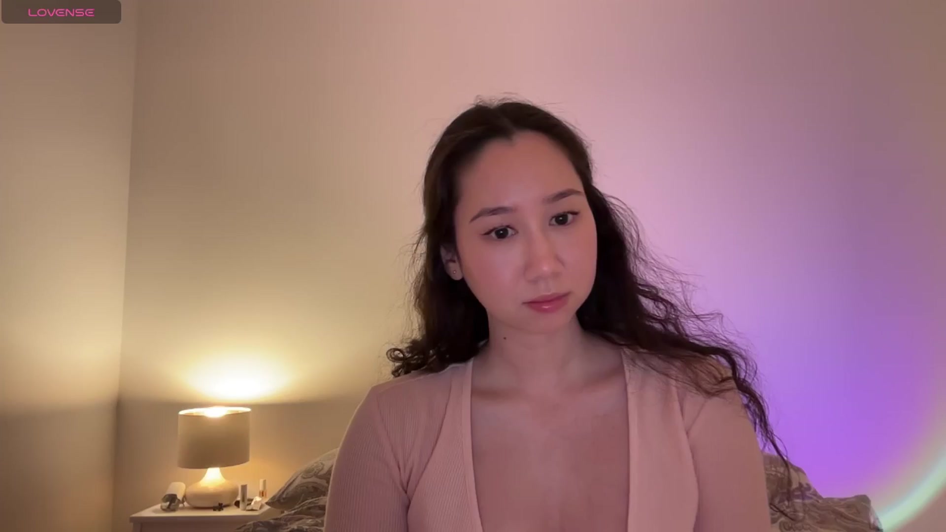 Gallery image thumbnail from cute_asian69's myfreecams stream on, 04/06/2024, 23:18 image 13 of 20