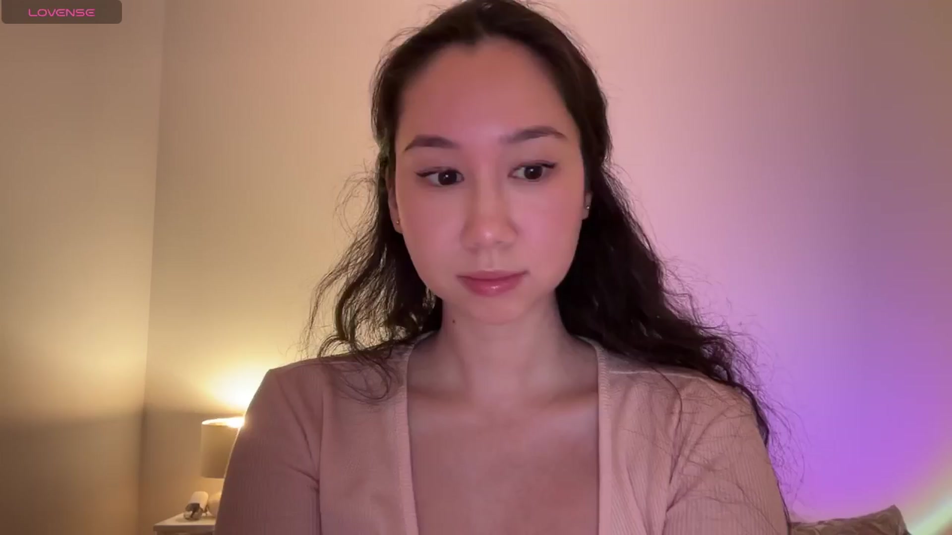 Gallery image thumbnail from cute_asian69's myfreecams stream on, 04/06/2024, 23:48 image 9 of 20