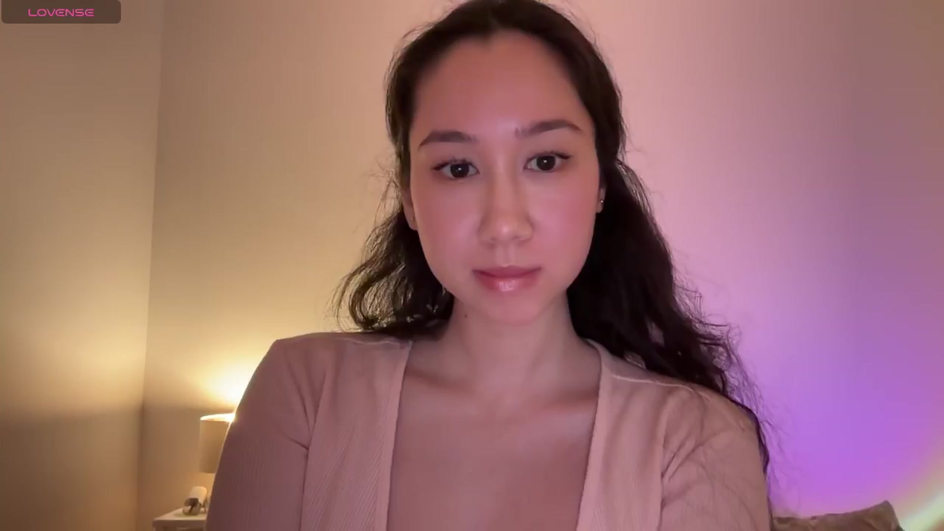 Gallery image thumbnail from cute_asian69's myfreecams stream on, 04/06/2024, 23:48 image 4 of 20