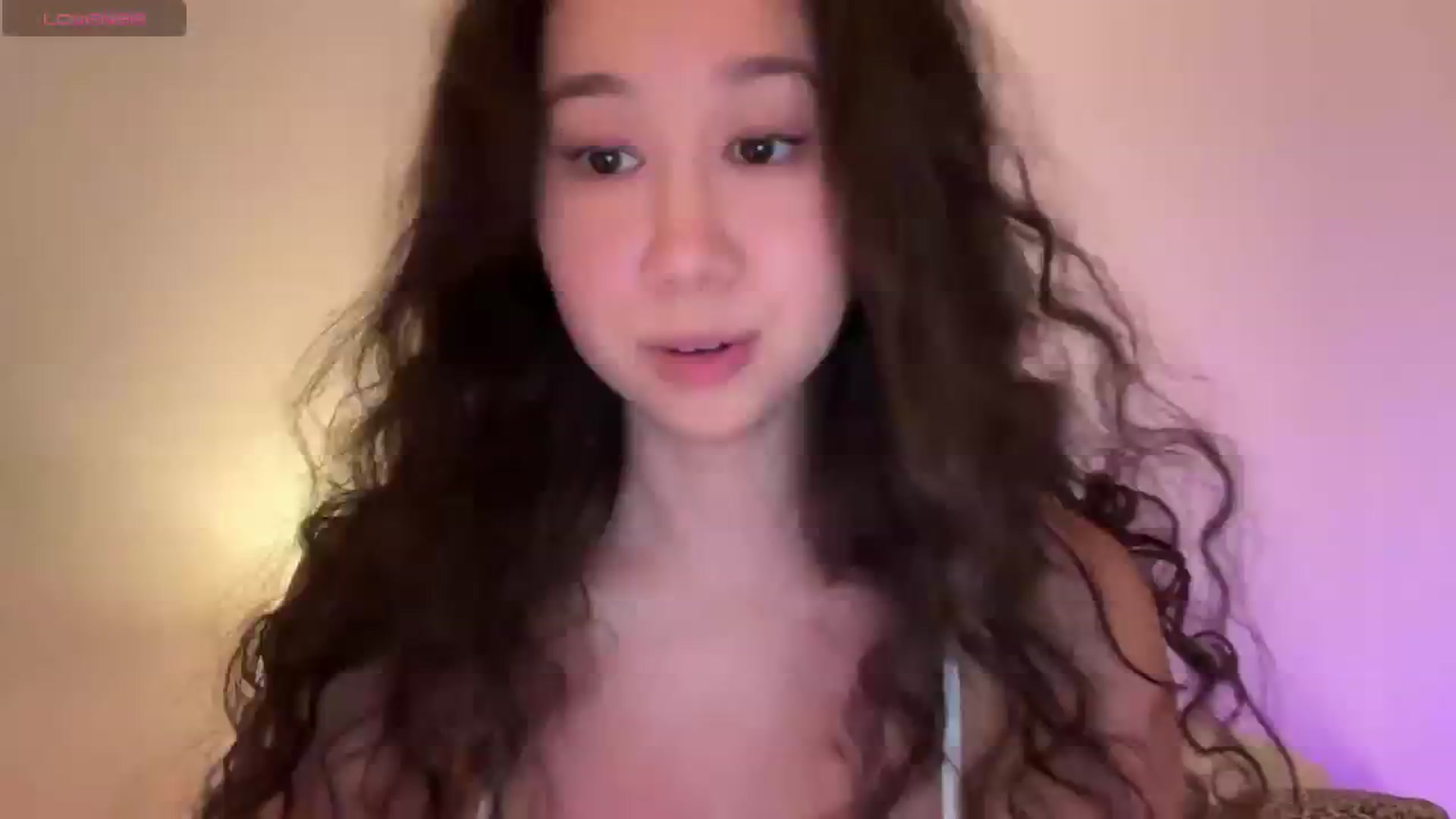 Gallery image thumbnail from cute_asian69's myfreecams stream on, 04/21/2024, 19:52 image 10 of 20