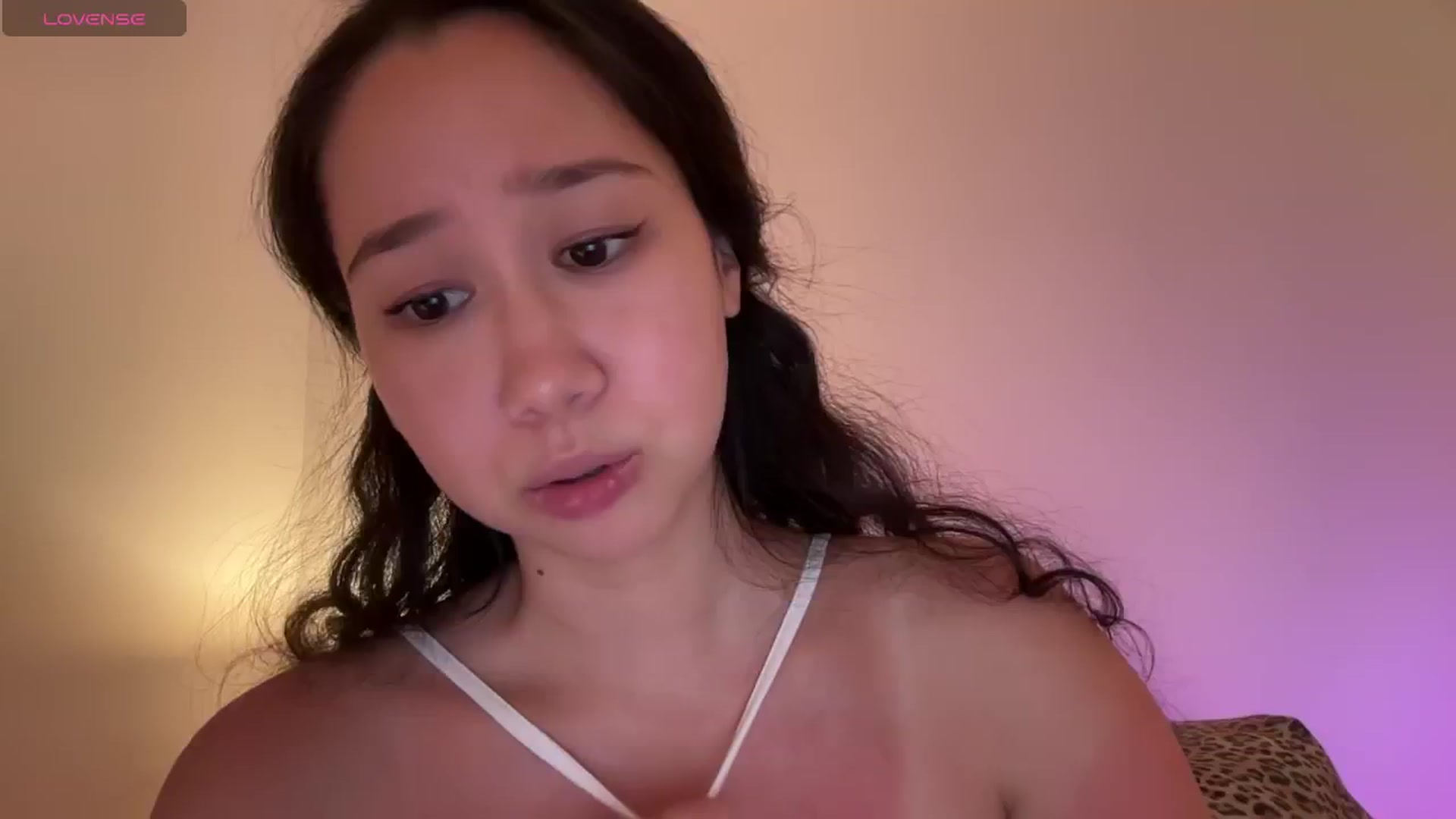 Gallery image thumbnail from cute_asian69's myfreecams stream on, 04/21/2024, 22:33 image 9 of 20