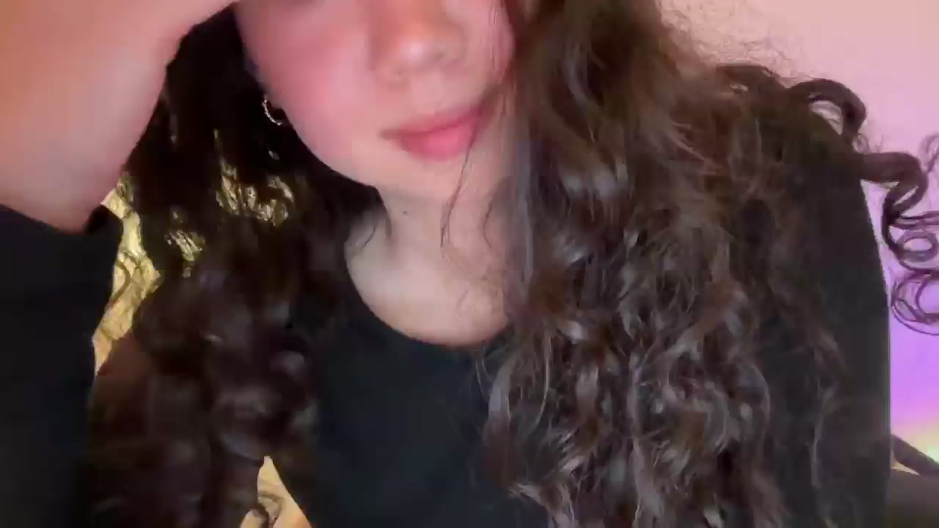 Gallery image thumbnail from cute_asian69's myfreecams stream on, 05/11/2024, 01:58 image 5 of 20