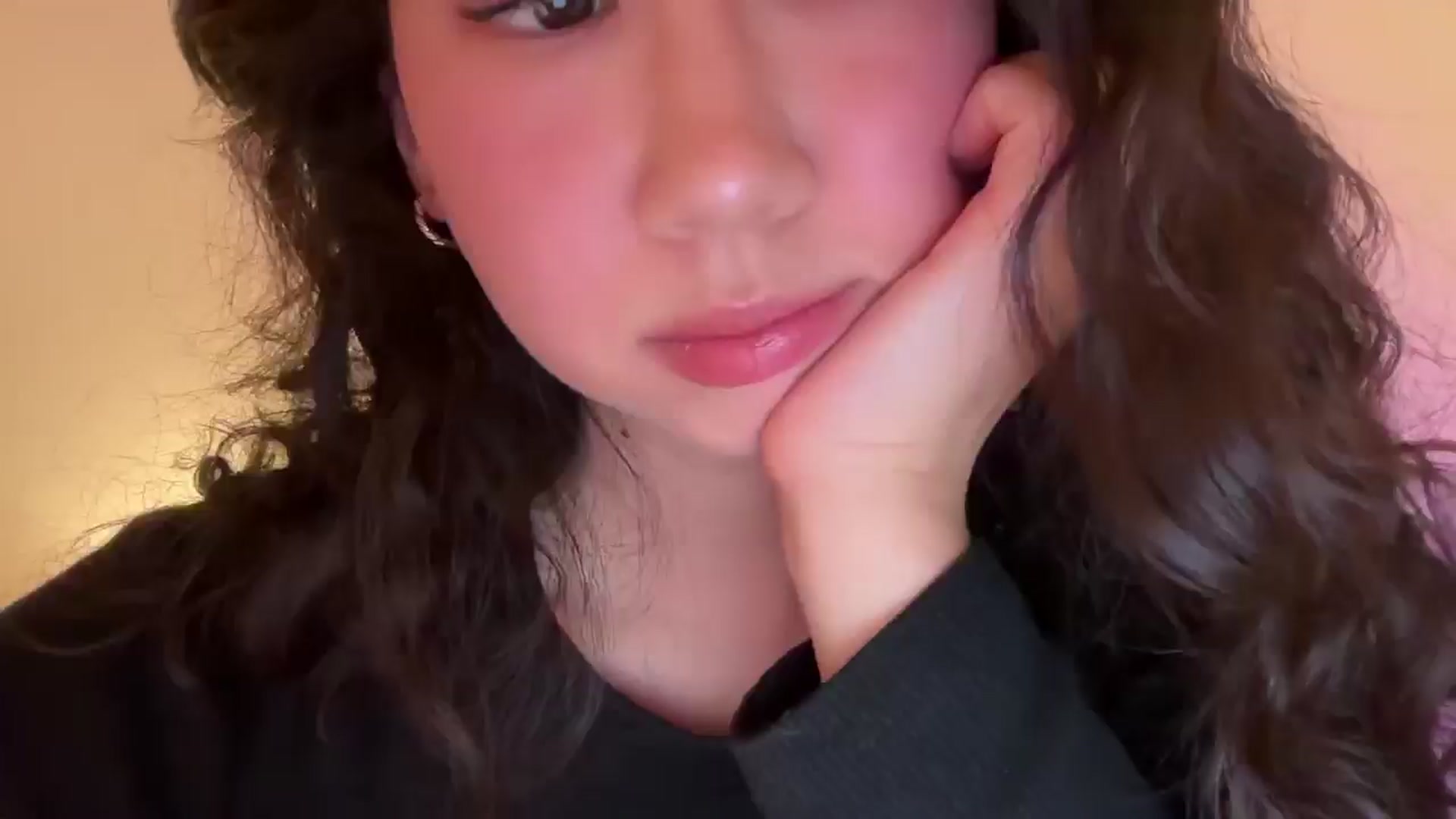 Gallery image thumbnail from cute_asian69's myfreecams stream on, 05/11/2024, 01:58 image 1 of 20