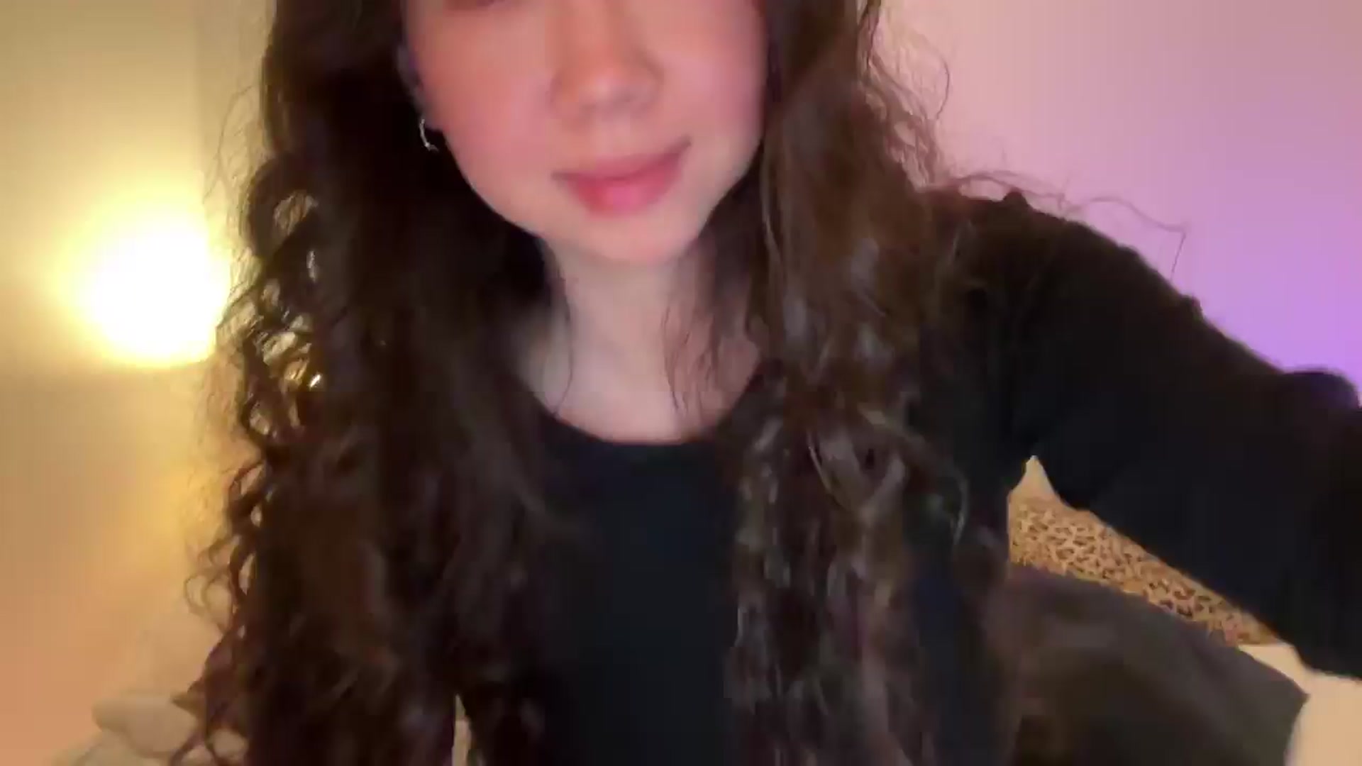 Gallery image thumbnail from cute_asian69's myfreecams stream on, 05/11/2024, 01:58 image 16 of 20
