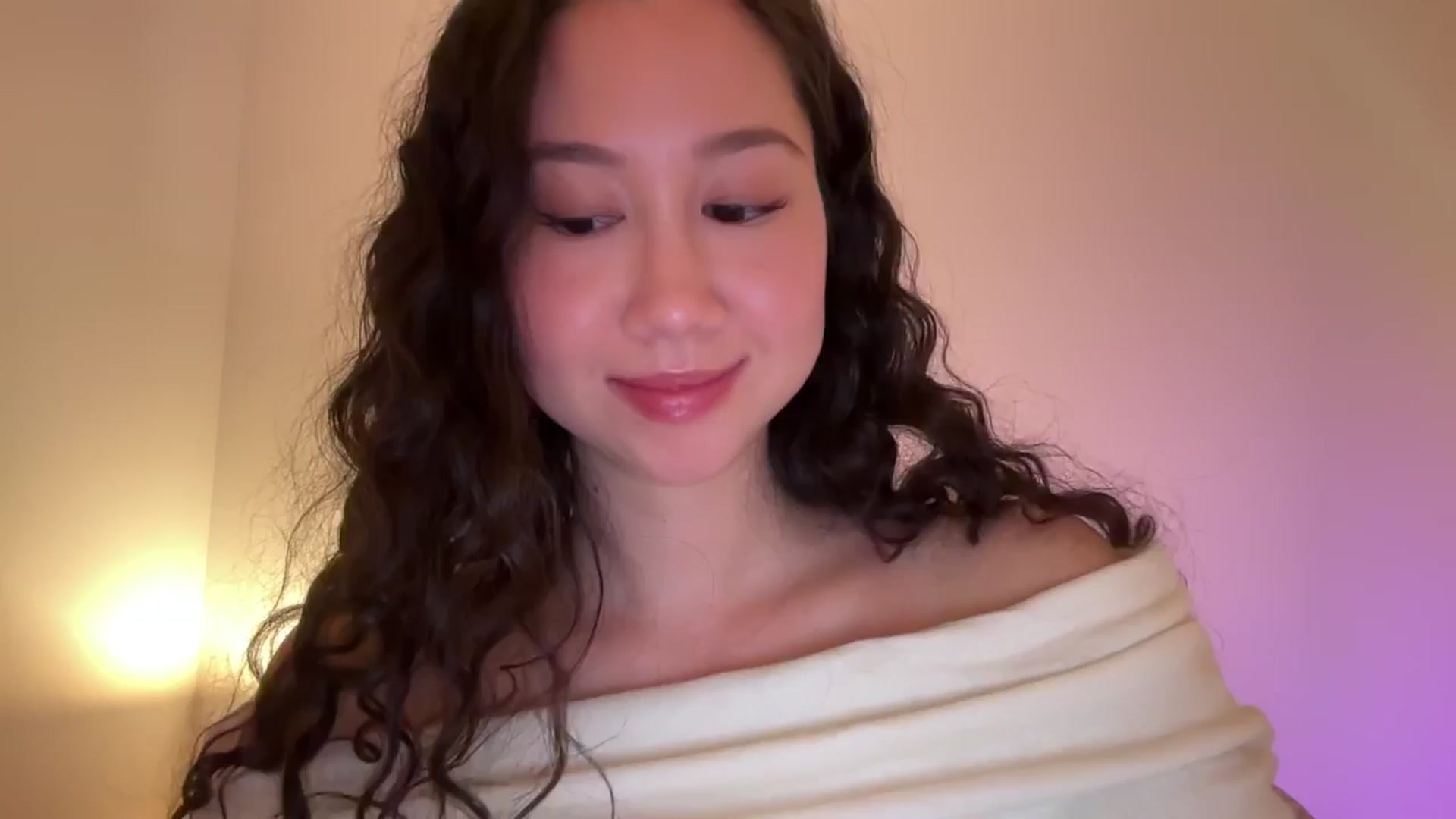 Gallery image thumbnail from cute_asian69's myfreecams stream on, 05/16/2024, 02:29 image 5 of 20