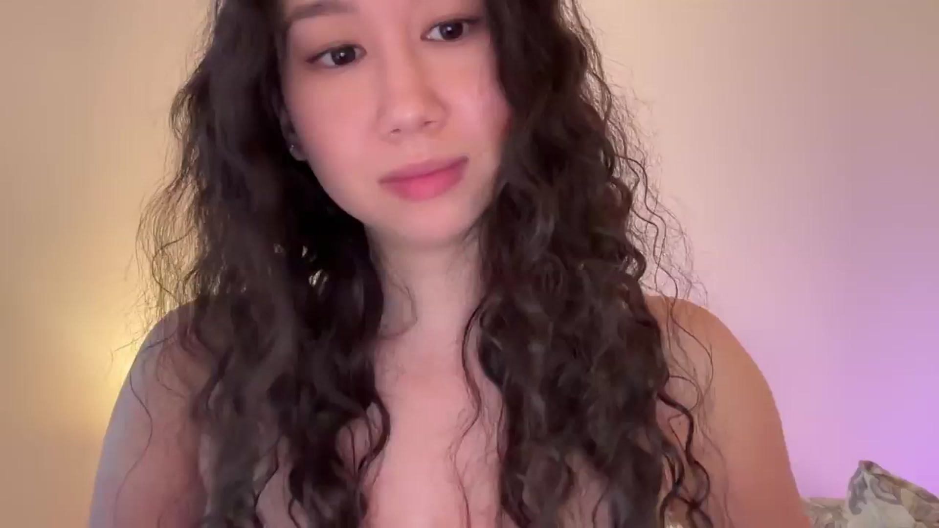 Gallery image thumbnail from cute_asian69's myfreecams stream on, 05/17/2024, 04:45 image 20 of 20