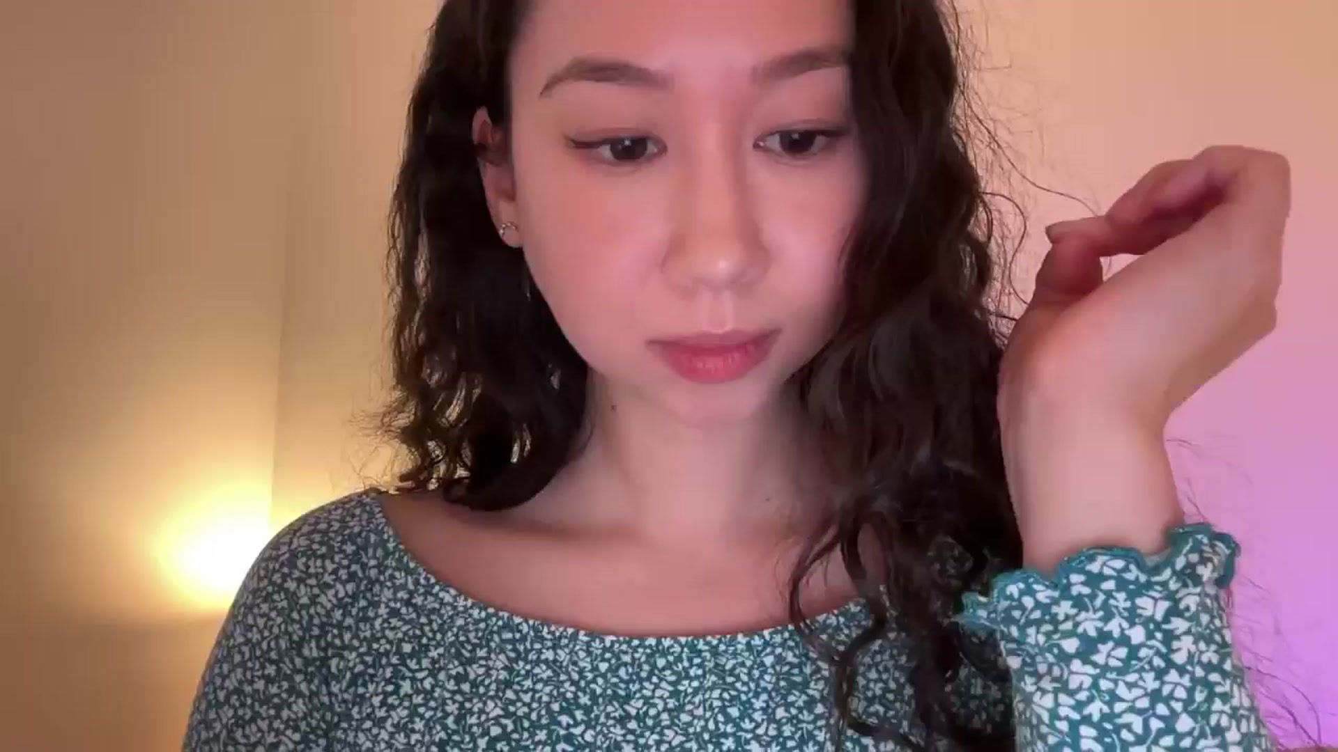 Gallery image thumbnail from cute_asian69's myfreecams stream on, 05/17/2024, 04:45 image 8 of 20