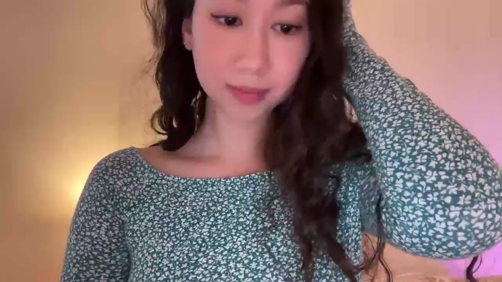Gallery image thumbnail from cute_asian69's myfreecams stream on, 05/17/2024, 04:45 image 11 of 20