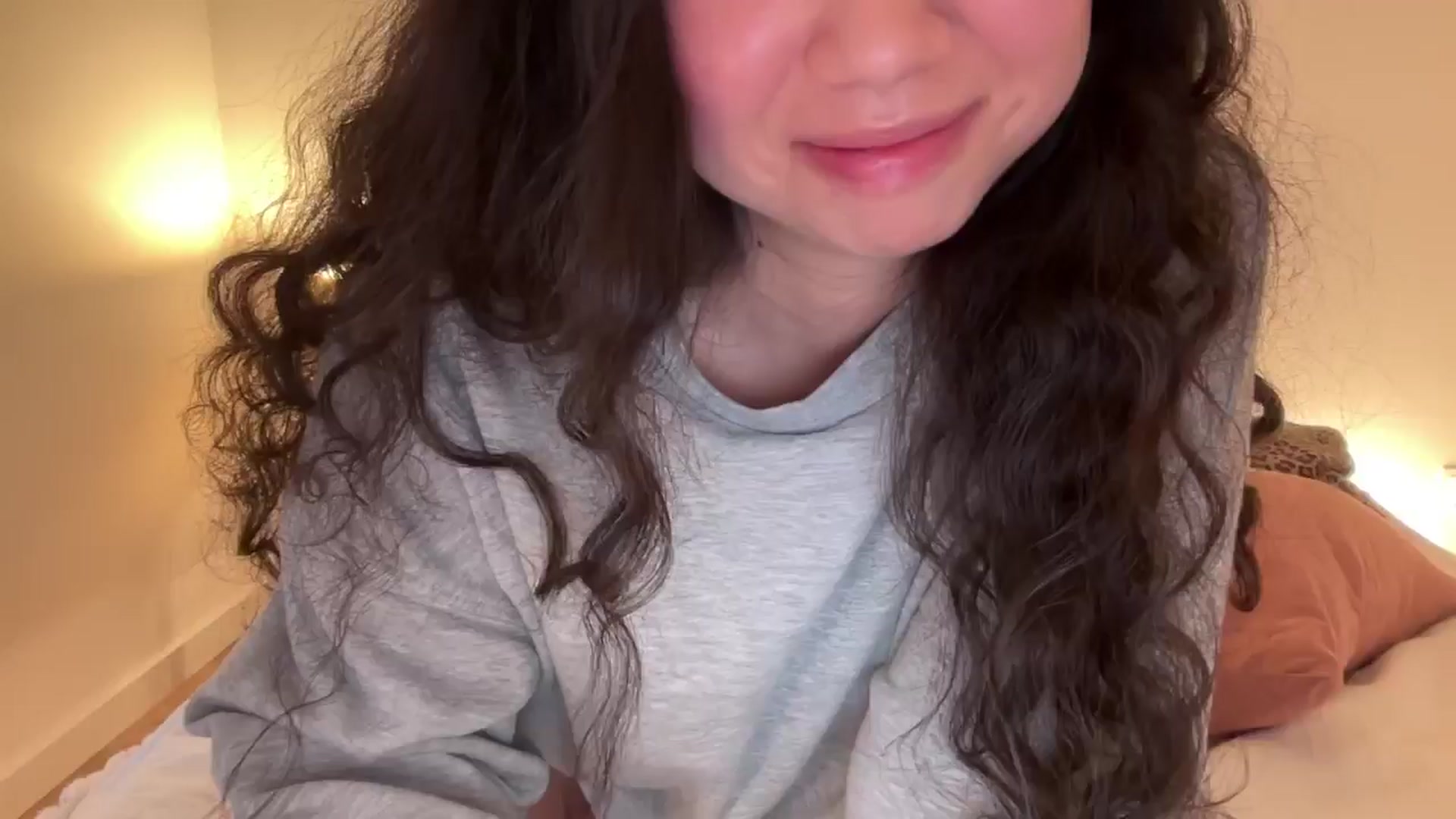 Gallery image thumbnail from cute_asian69's myfreecams stream on, 06/10/2024, 04:01 image 13 of 20
