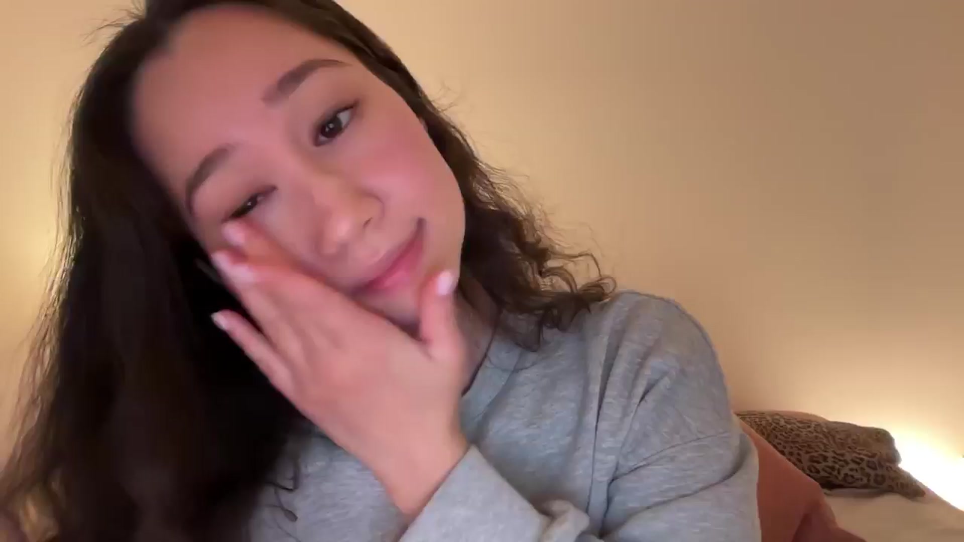 Gallery image thumbnail from cute_asian69's myfreecams stream on, 06/10/2024, 04:01 image 12 of 20