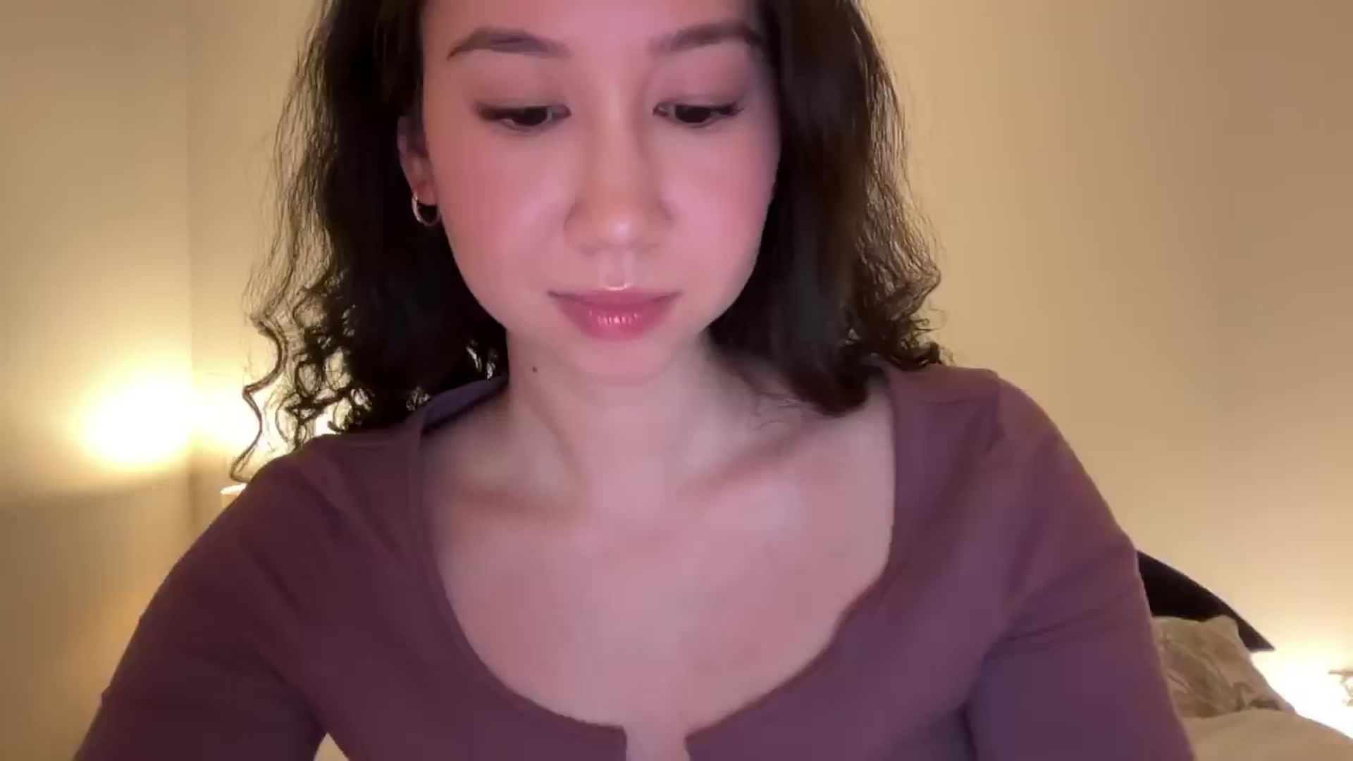 Gallery image thumbnail from cute_asian69's myfreecams stream on, 06/20/2024, 24:48 image 3 of 20