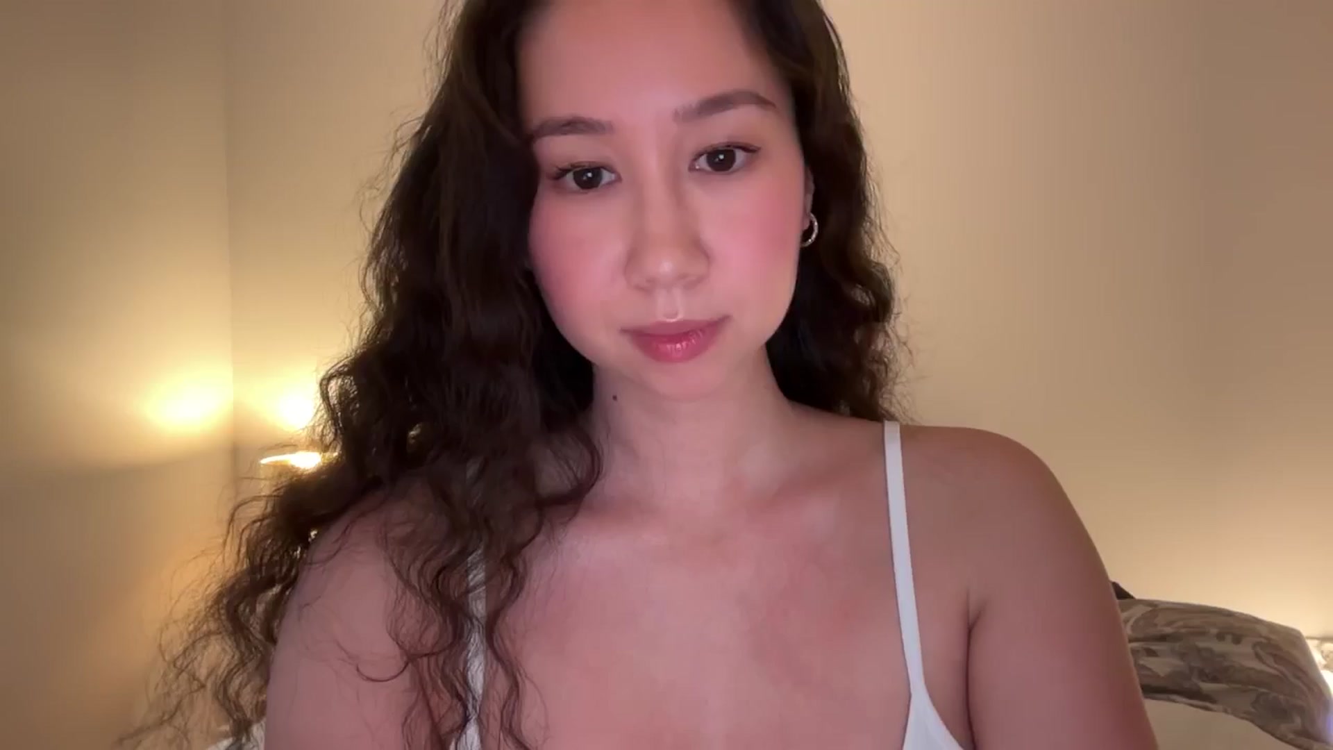 Gallery image thumbnail from cute_asian69's myfreecams stream on, 06/24/2024, 04:06 image 2 of 20