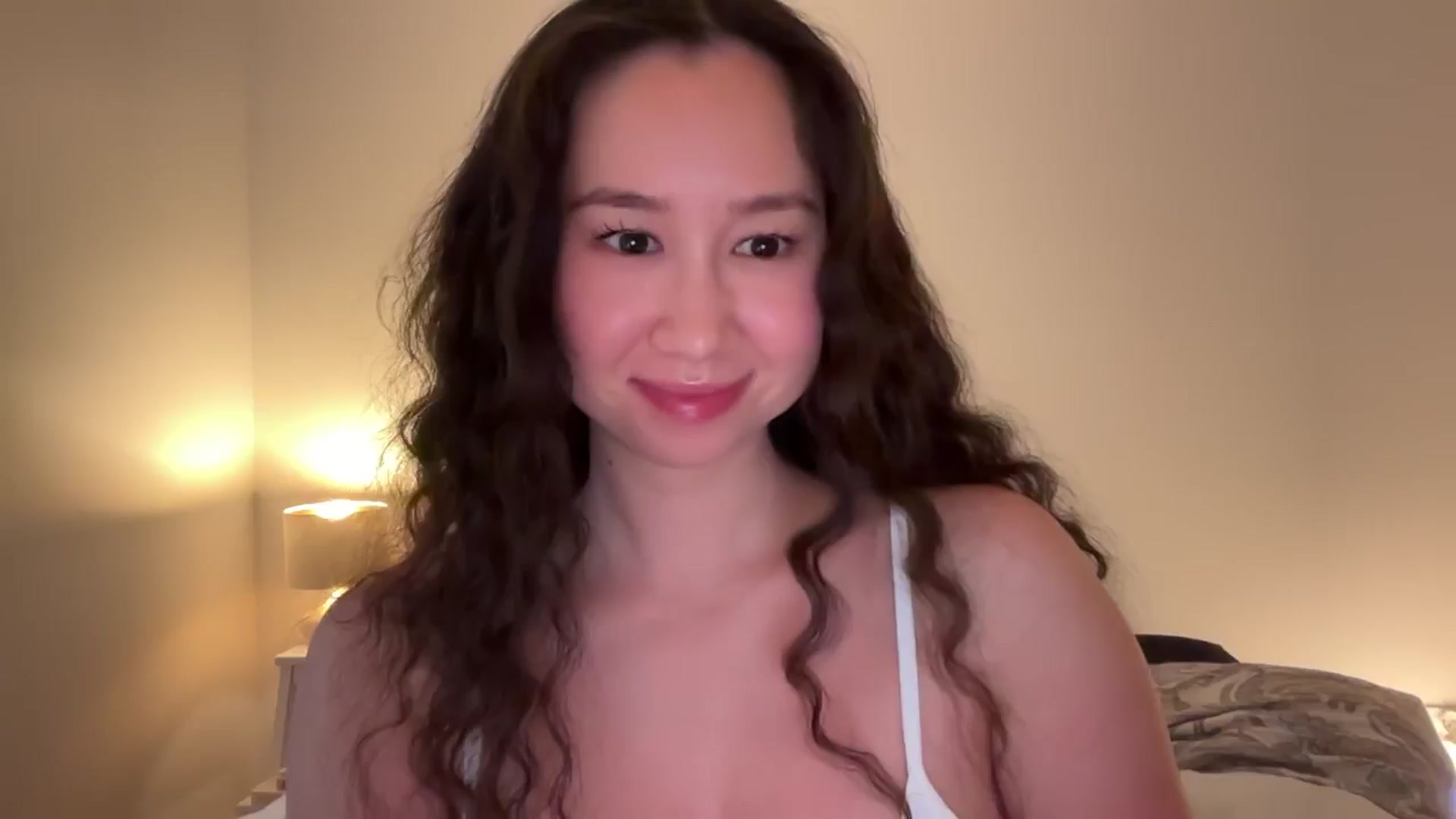 Gallery image thumbnail from cute_asian69's myfreecams stream on, 06/24/2024, 04:06 image 18 of 20