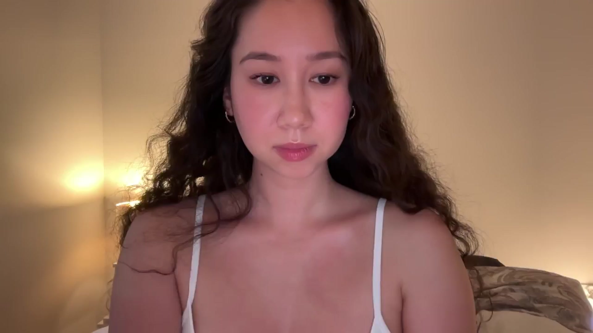 Gallery image thumbnail from cute_asian69's myfreecams stream on, 06/24/2024, 04:06 image 3 of 20