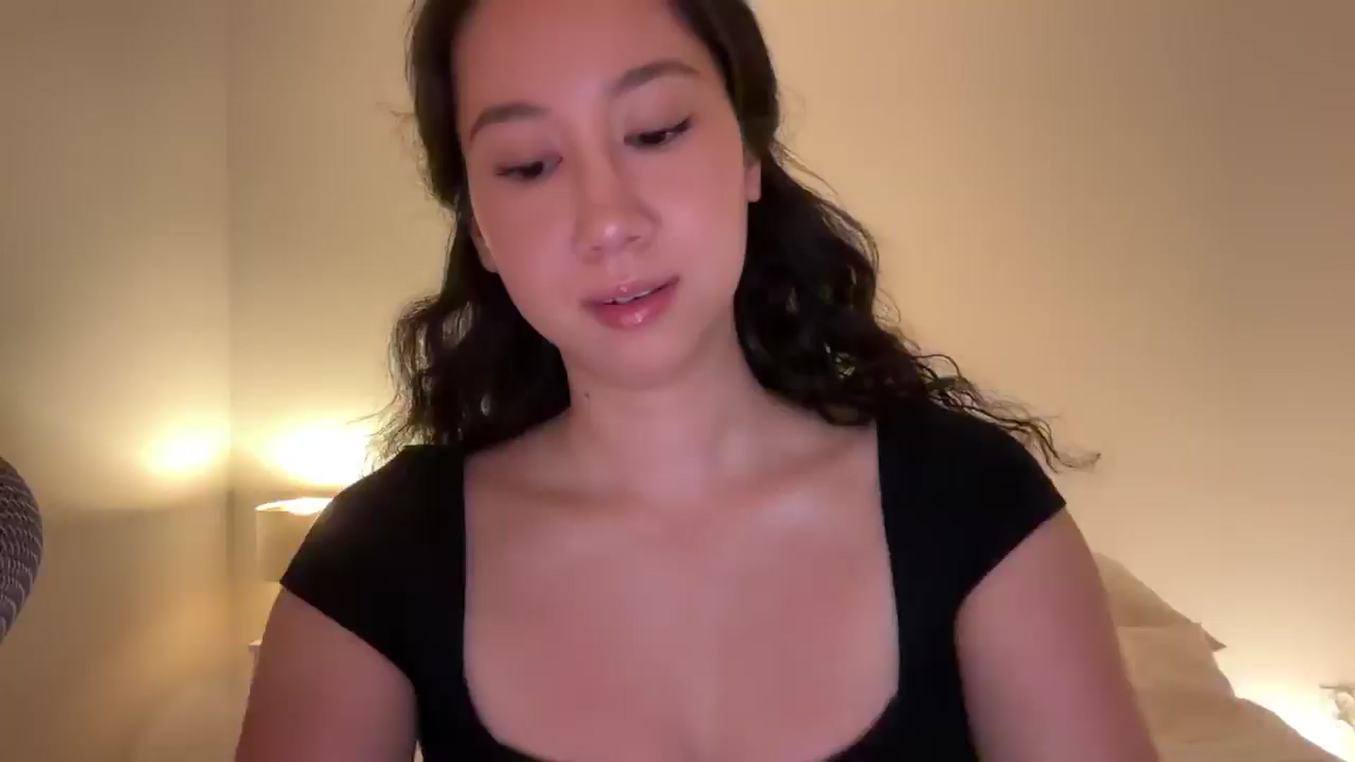 Gallery image thumbnail from cute_asian69's myfreecams stream on, 06/30/2024, 24:28 image 5 of 20