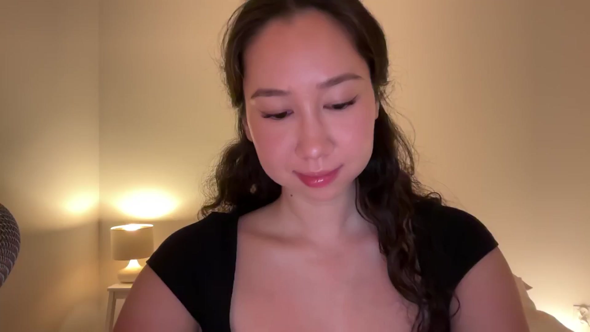 Gallery image thumbnail from cute_asian69's myfreecams stream on, 06/30/2024, 24:28 image 7 of 20