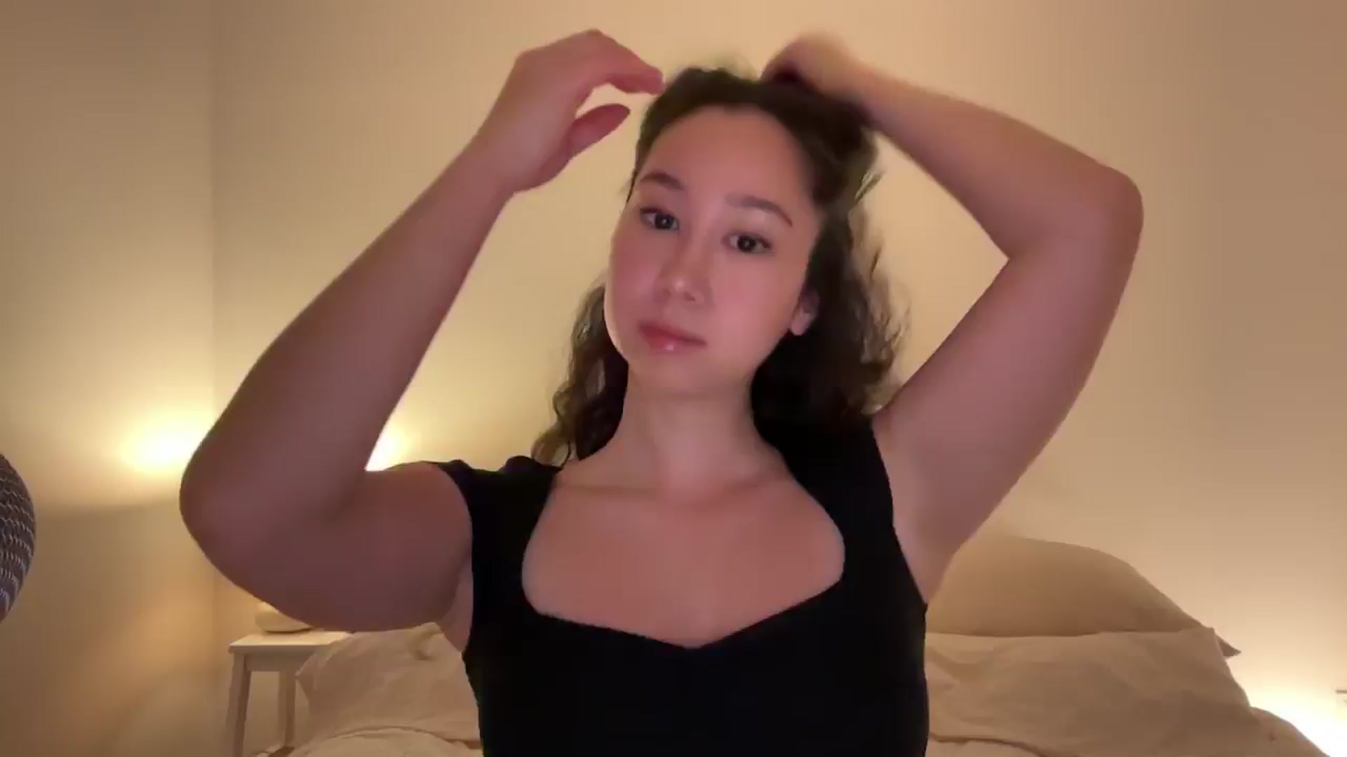 Gallery image thumbnail from cute_asian69's myfreecams stream on, 06/30/2024, 24:28 image 16 of 20