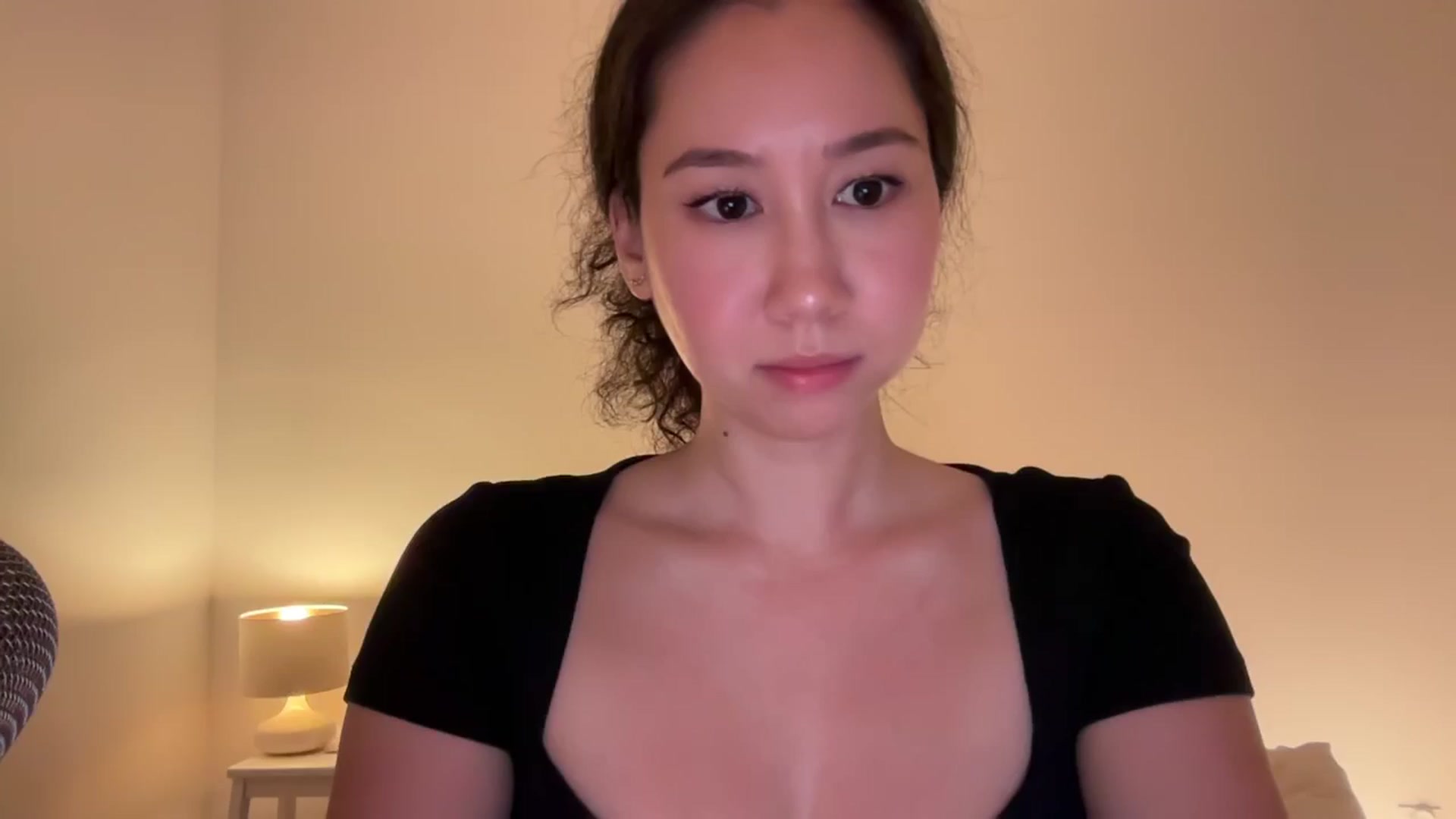Gallery image thumbnail from cute_asian69's myfreecams stream on, 07/01/2024, 24:38 image 5 of 20