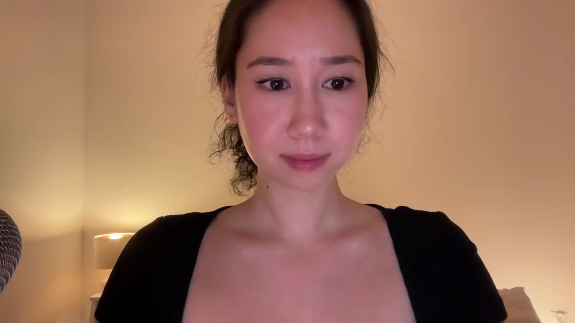 Gallery image thumbnail from cute_asian69's myfreecams stream on, 07/01/2024, 24:38 image 17 of 20