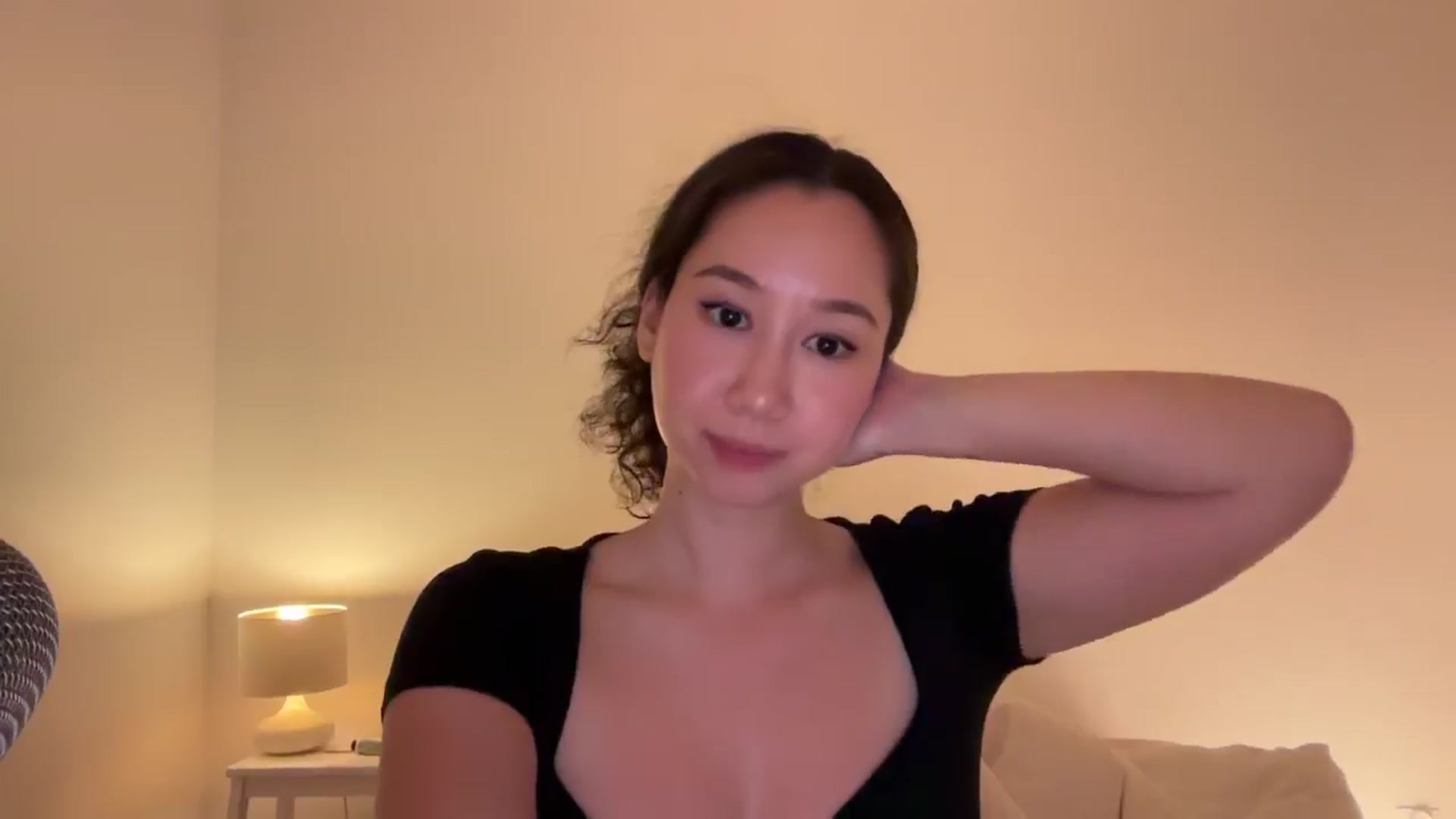 Gallery image thumbnail from cute_asian69's myfreecams stream on, 07/01/2024, 24:38 image 9 of 20