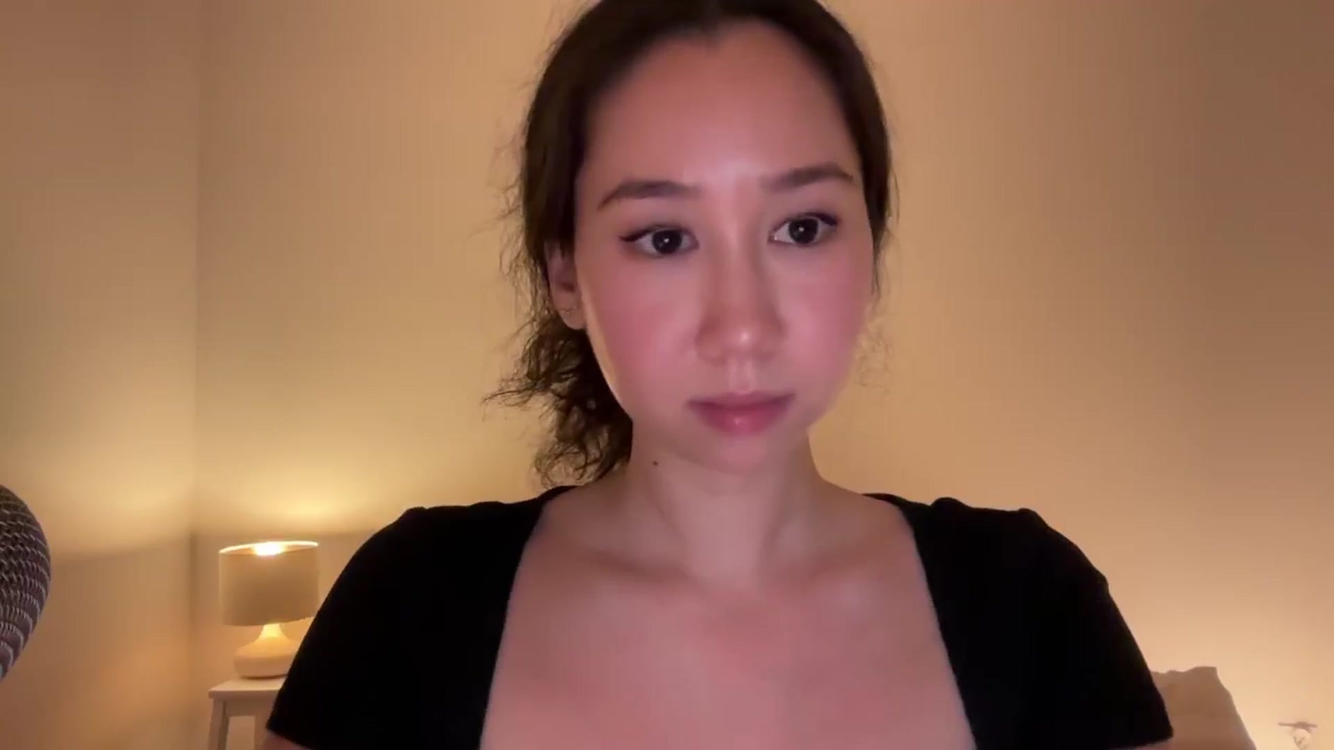 Gallery image thumbnail from cute_asian69's myfreecams stream on, 07/01/2024, 24:38 image 18 of 20