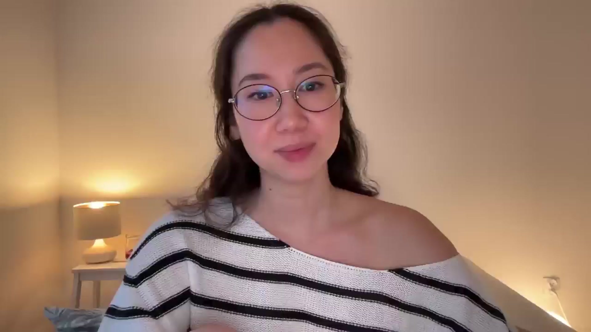 Gallery image thumbnail from cute_asian69's myfreecams stream on, 07/08/2024, 04:20 image 19 of 20