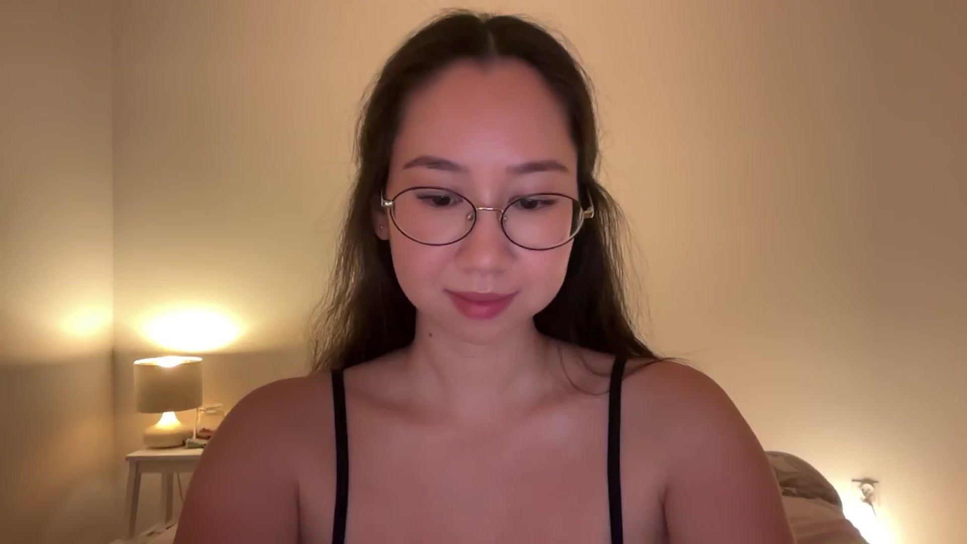 Gallery image thumbnail from cute_asian69's myfreecams stream on, 08/04/2024, 24:25 image 7 of 20