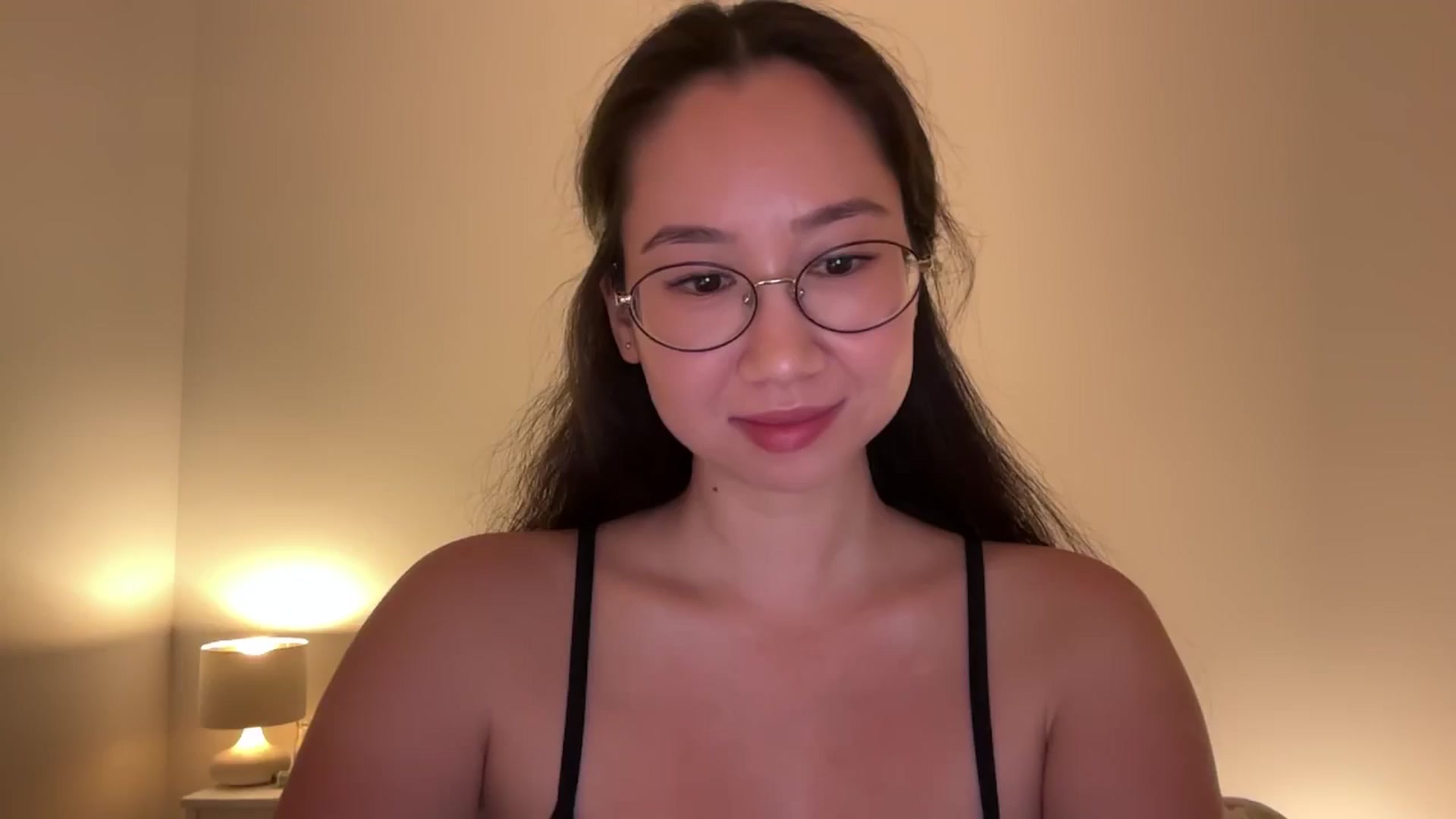 Gallery image thumbnail from cute_asian69's myfreecams stream on, 08/04/2024, 24:25 image 4 of 20