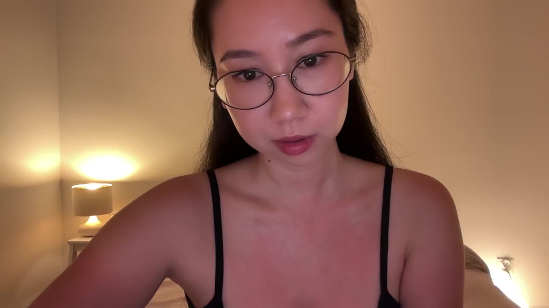 Gallery image thumbnail from cute_asian69's myfreecams stream on, 08/04/2024, 24:25 image 2 of 20
