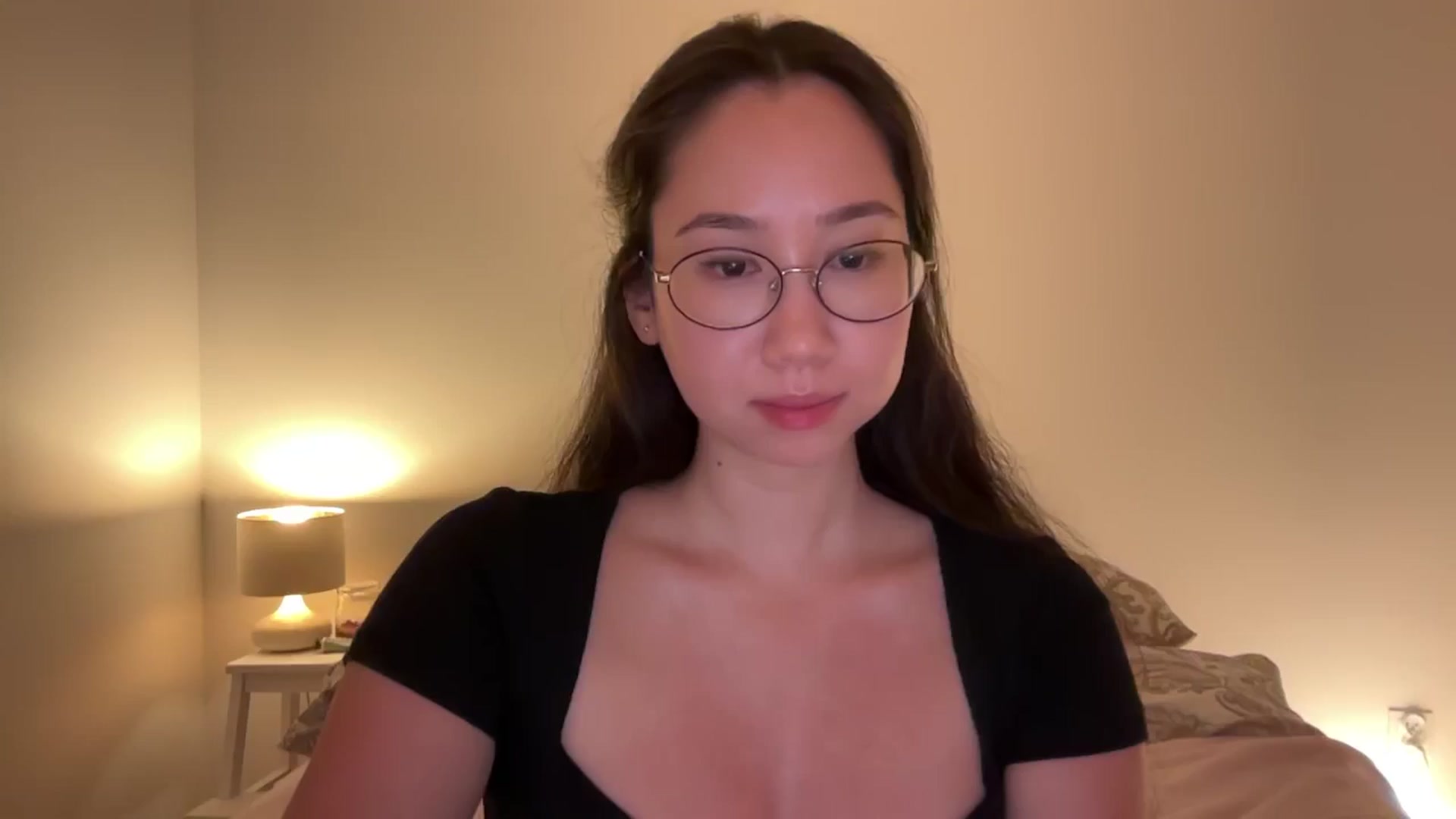 Gallery image thumbnail from cute_asian69's myfreecams stream on, 08/05/2024, 24:05 image 19 of 20