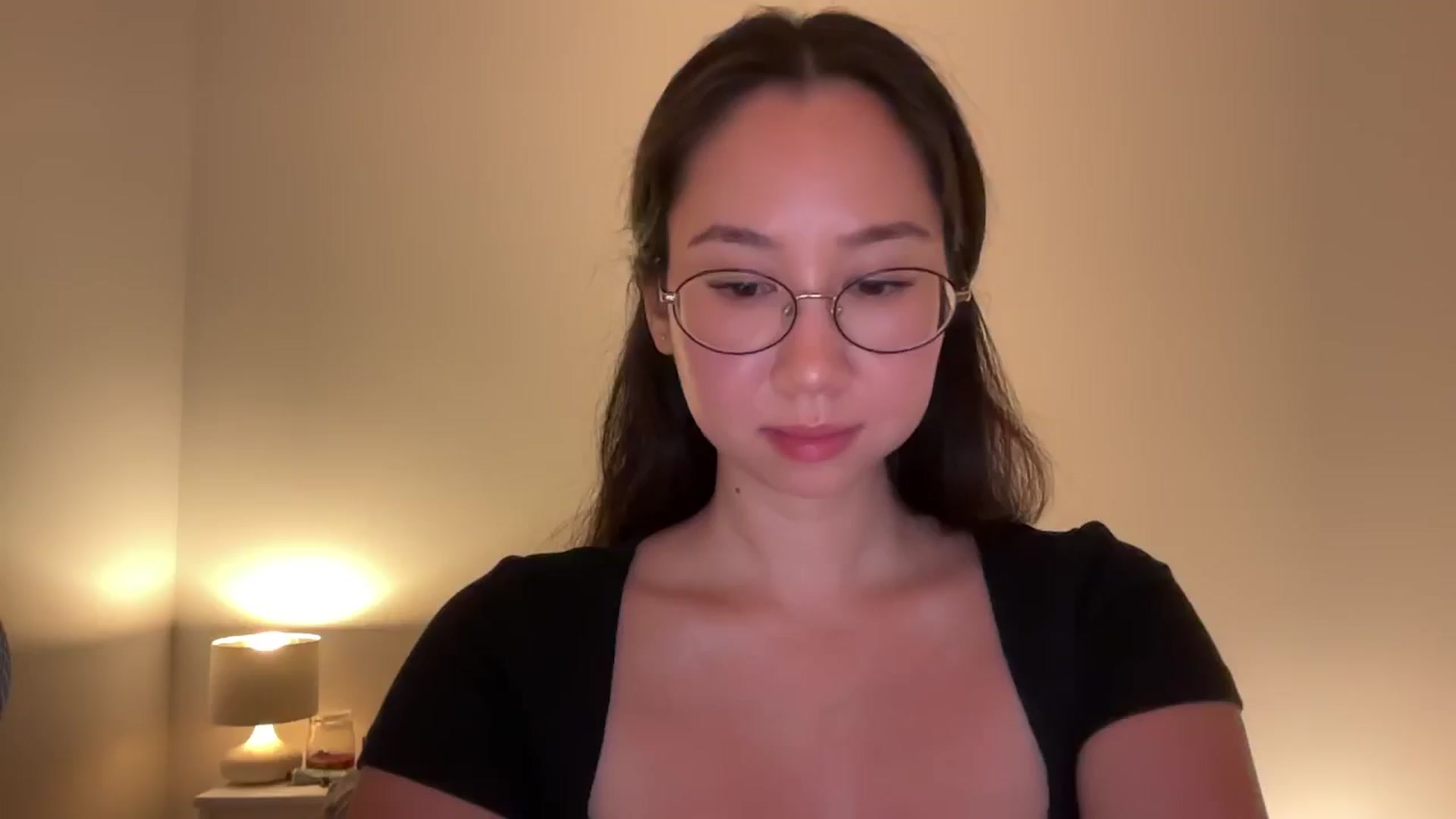 Gallery image thumbnail from cute_asian69's myfreecams stream on, 08/05/2024, 24:05 image 9 of 20