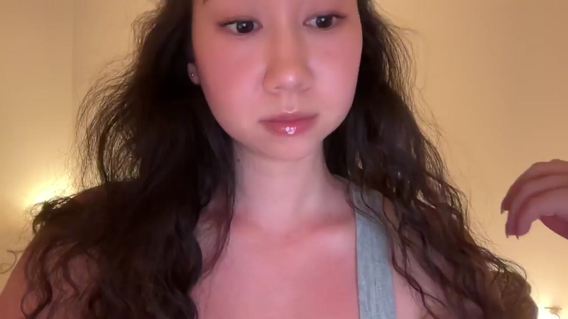 Gallery image thumbnail from cute_asian69's myfreecams stream on, 08/07/2024, 24:01 image 8 of 20