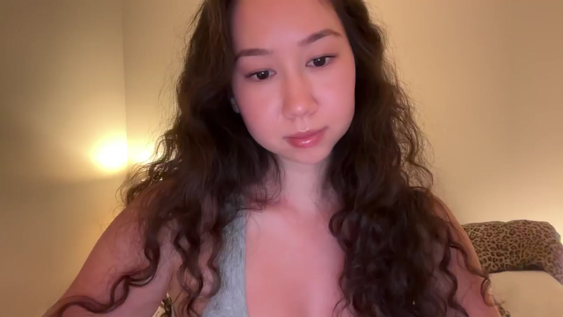 Gallery image thumbnail from cute_asian69's myfreecams stream on, 08/07/2024, 24:59 image 20 of 20
