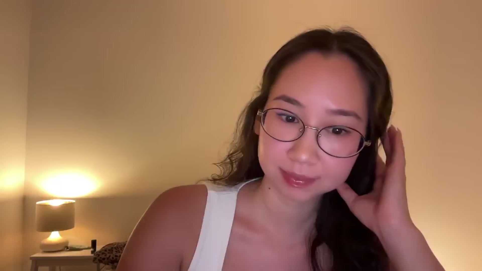 Gallery image thumbnail from cute_asian69's myfreecams stream on, 08/10/2024, 22:42 image 13 of 20