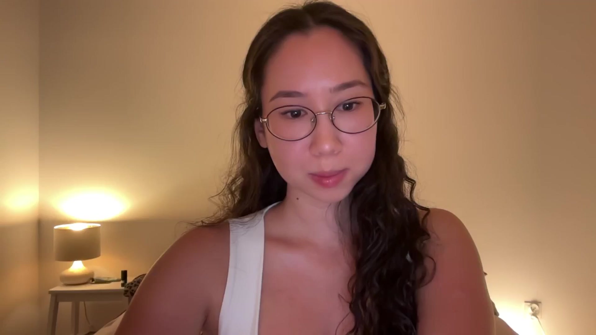 Gallery image thumbnail from cute_asian69's myfreecams stream on, 08/10/2024, 22:42 image 15 of 20