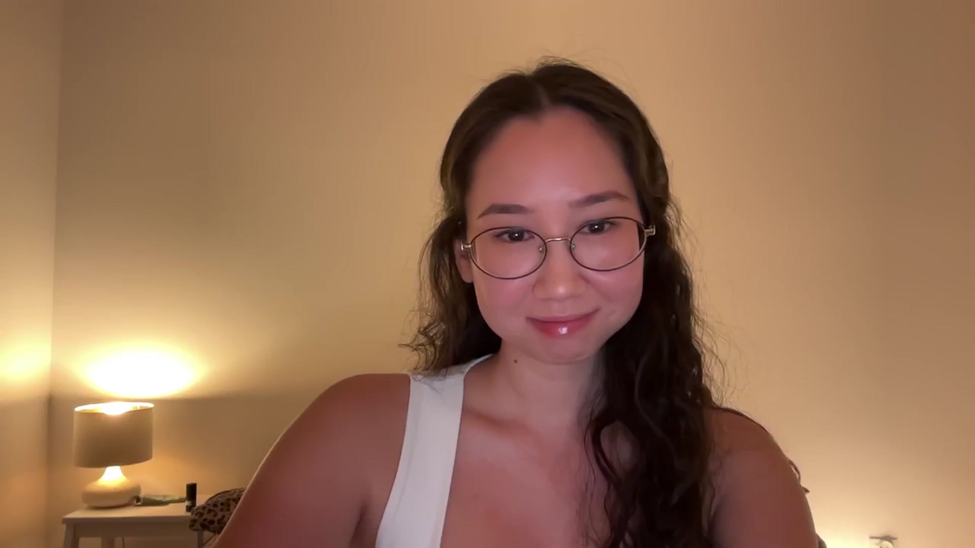 Gallery image thumbnail from cute_asian69's myfreecams stream on, 08/10/2024, 22:42 image 11 of 20
