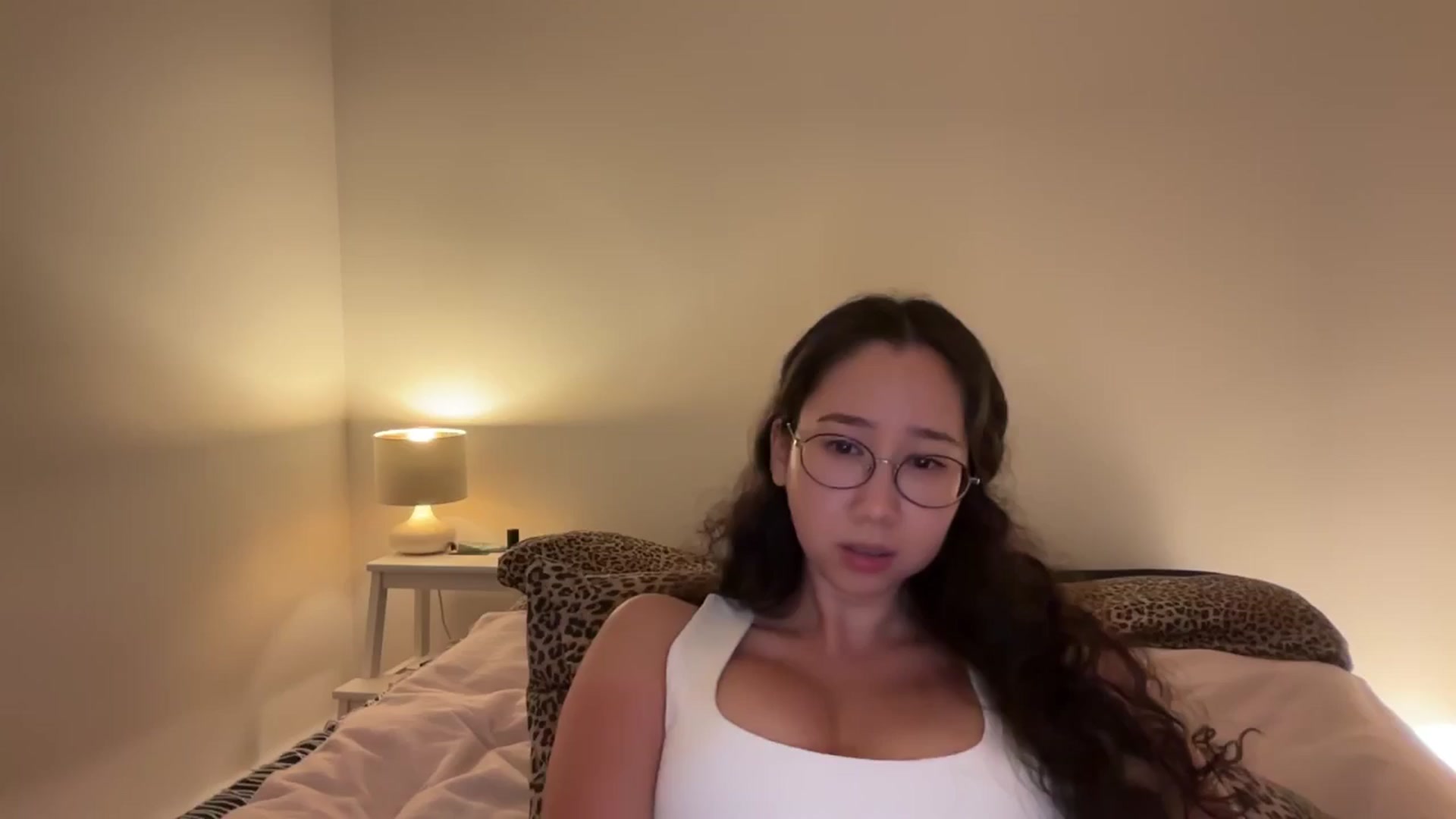 Gallery image thumbnail from cute_asian69's myfreecams stream on, 08/11/2024, 02:46 image 7 of 20