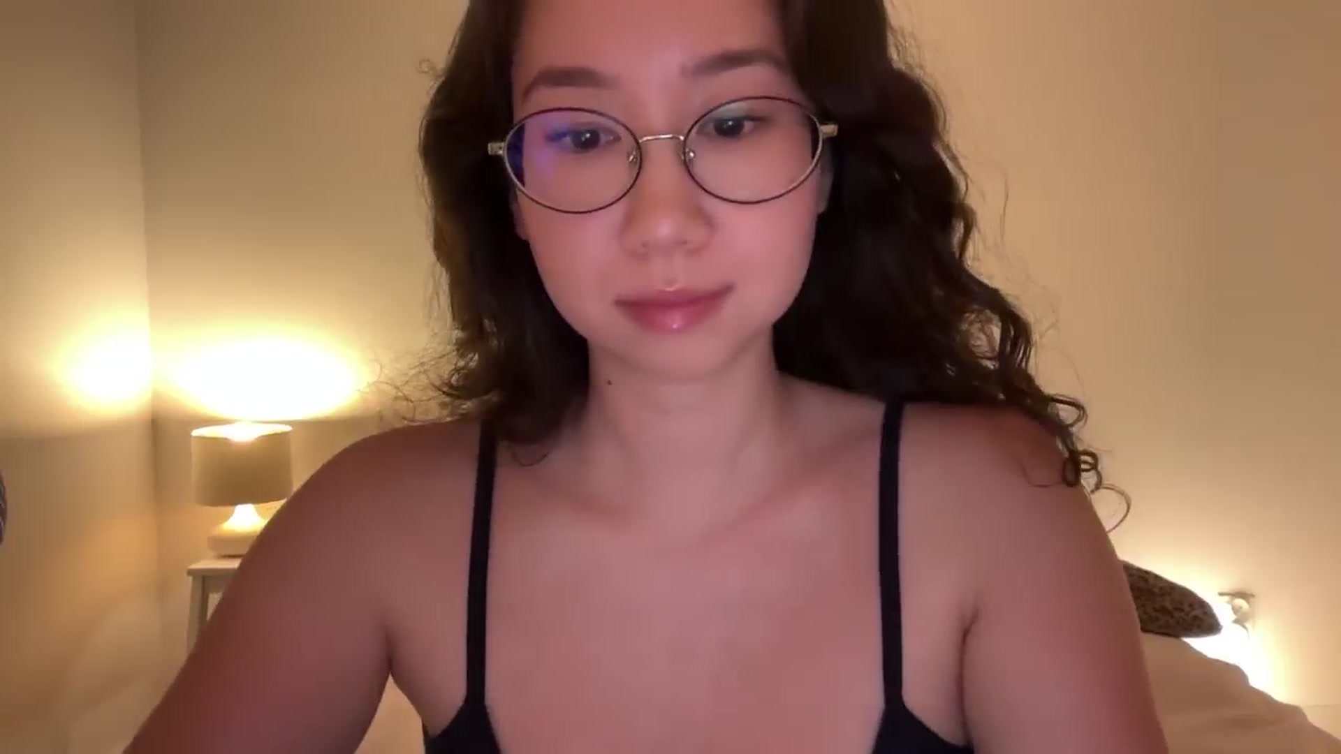 Gallery image thumbnail from cute_asian69's myfreecams stream on, 08/11/2024, 23:26 image 12 of 20