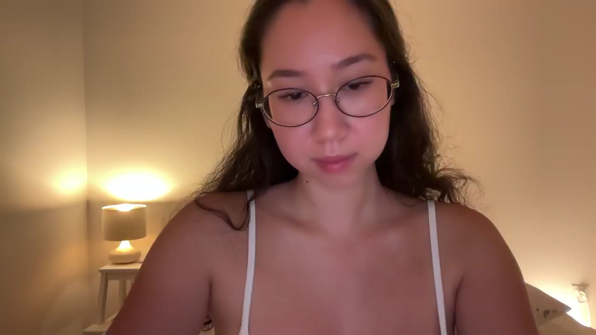 Gallery image thumbnail from cute_asian69's myfreecams stream on, 08/19/2024, 01:28 image 14 of 20