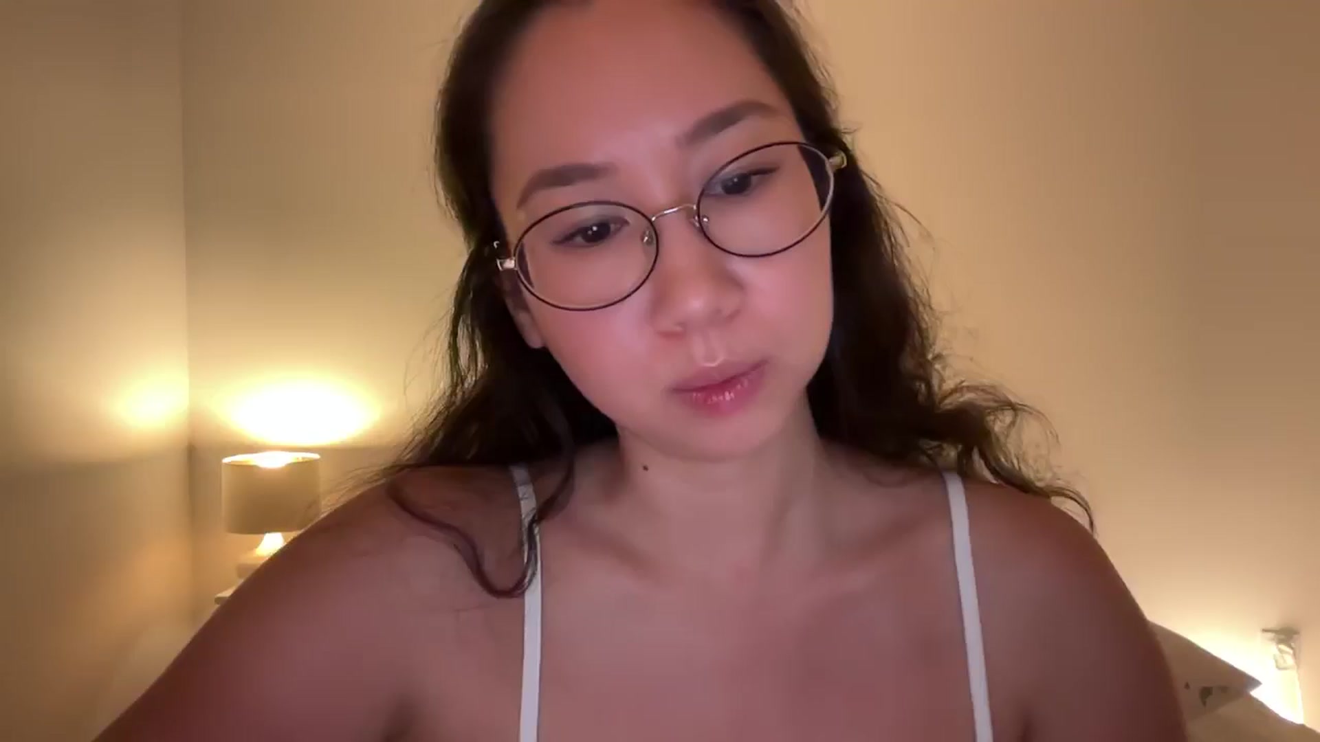 Gallery image thumbnail from cute_asian69's myfreecams stream on, 08/19/2024, 01:28 image 15 of 20