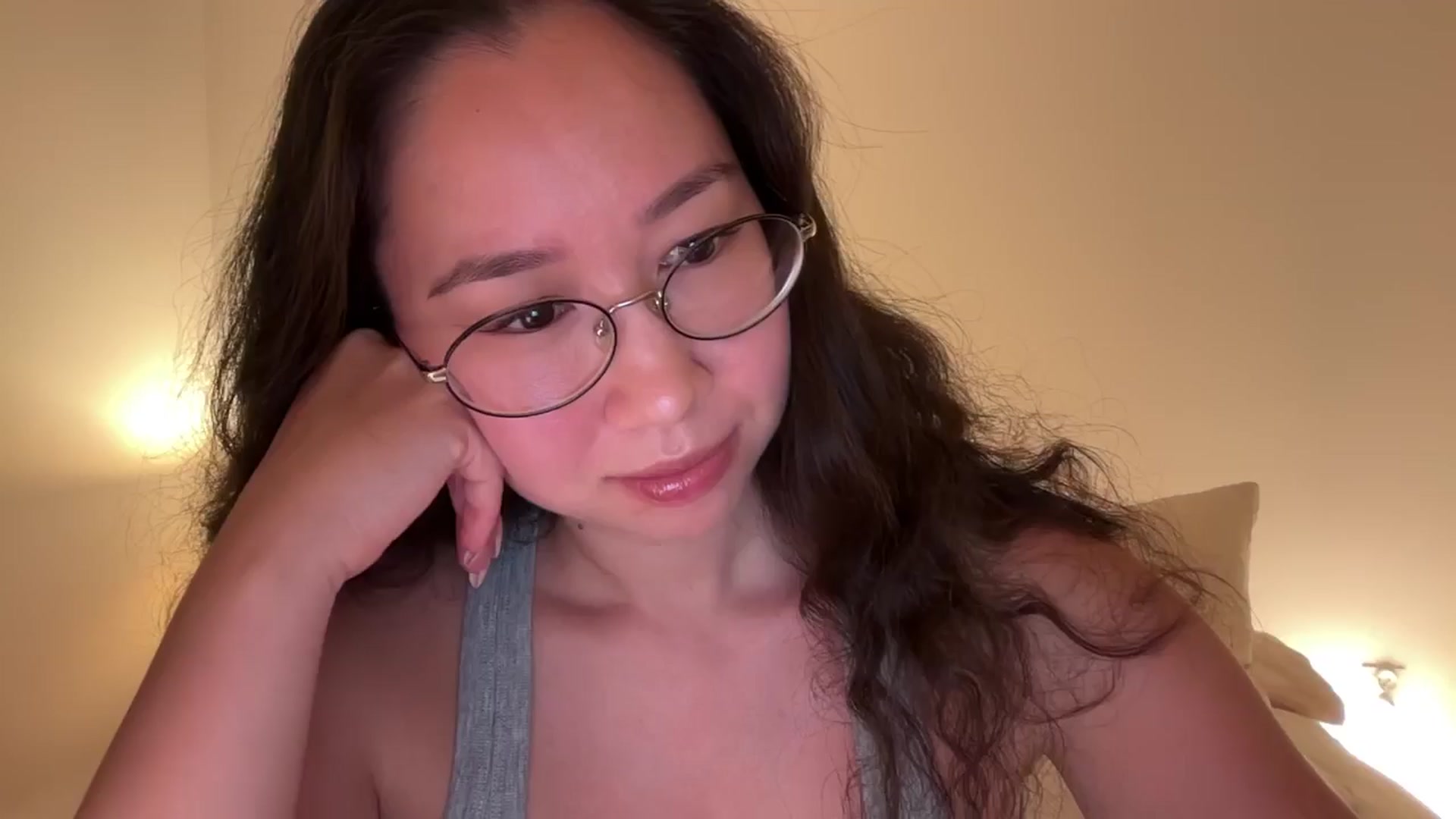 Gallery image thumbnail from cute_asian69's myfreecams stream on, 08/27/2024, 22:11 image 8 of 20