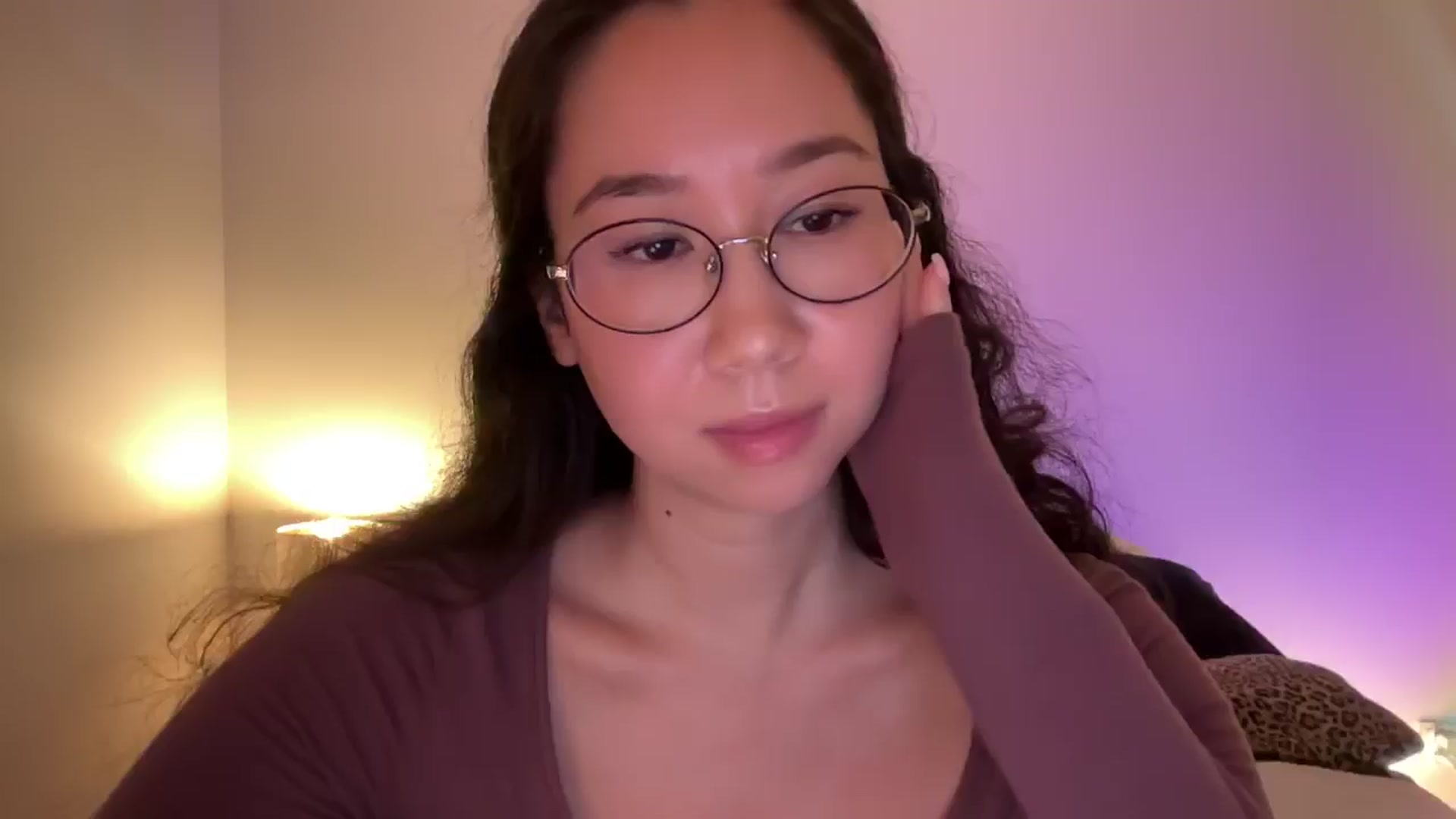 Gallery image thumbnail from cute_asian69's myfreecams stream on, 09/16/2024, 24:45 image 13 of 20