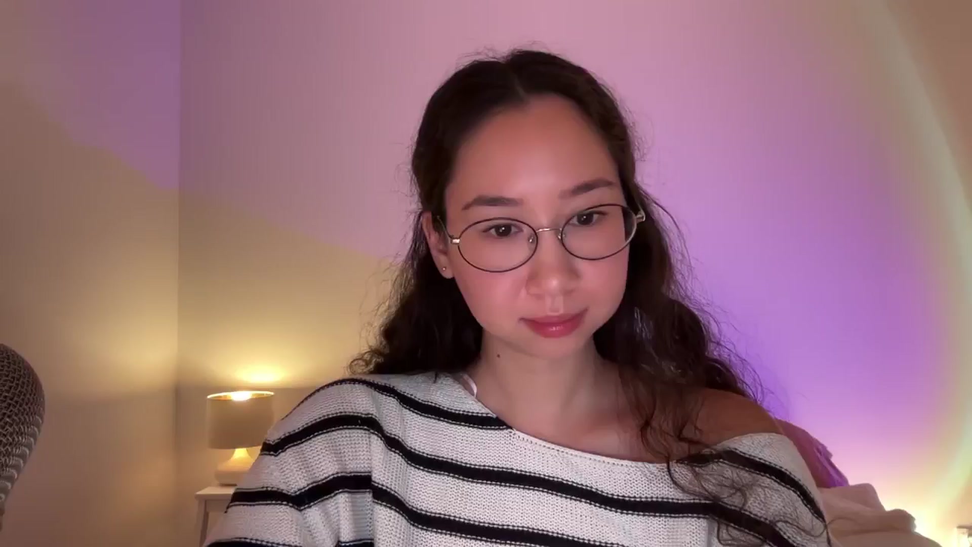 Gallery image thumbnail from cute_asian69's myfreecams stream on, 09/19/2024, 24:01 image 15 of 20