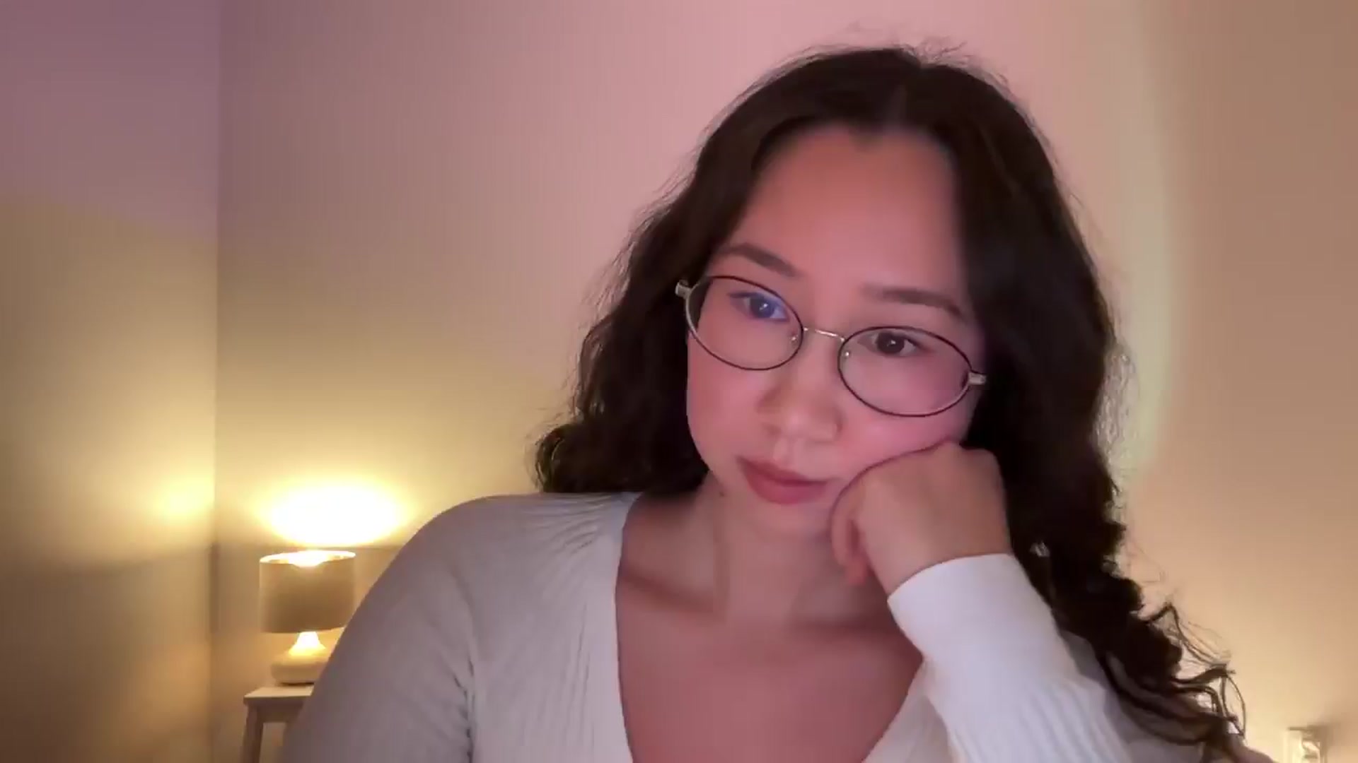 Gallery image thumbnail from cute_asian69's myfreecams stream on, 09/22/2024, 24:11 image 6 of 20